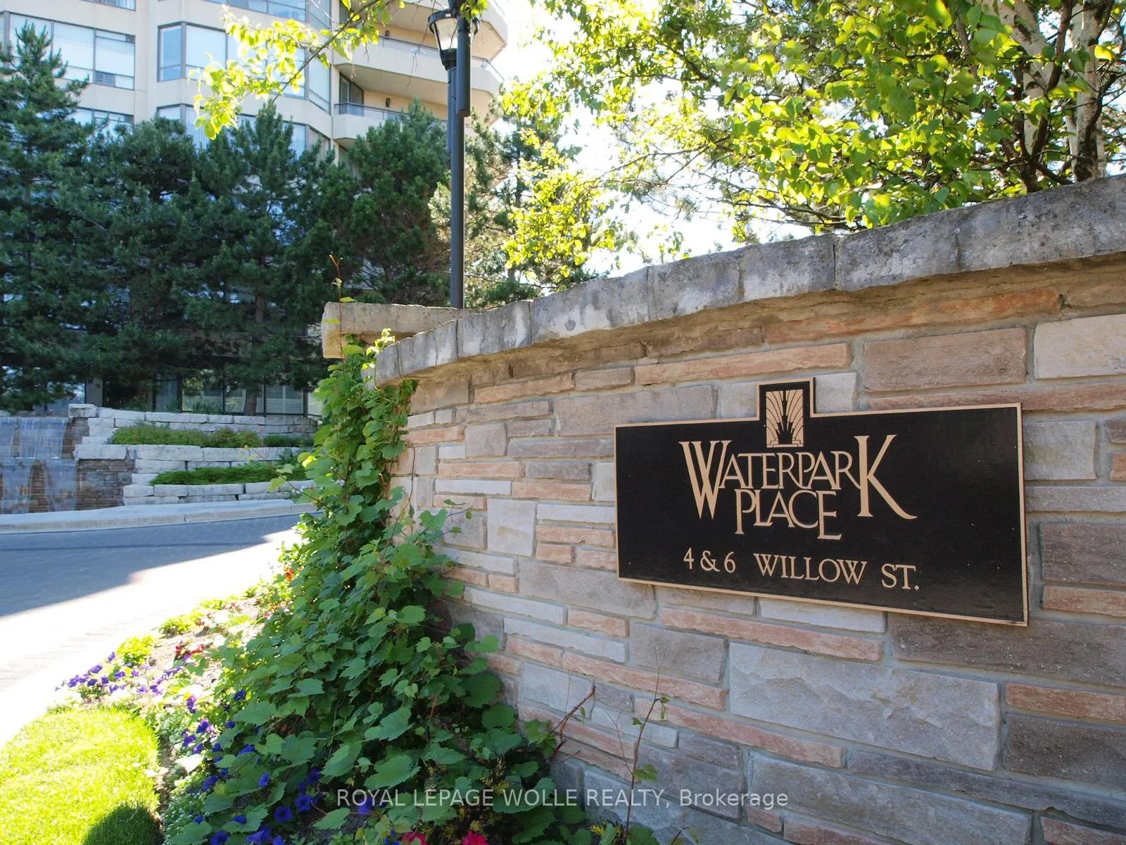 Photo 2 of Unit 1103, 4 Willow Street, Waterloo — HOMEH