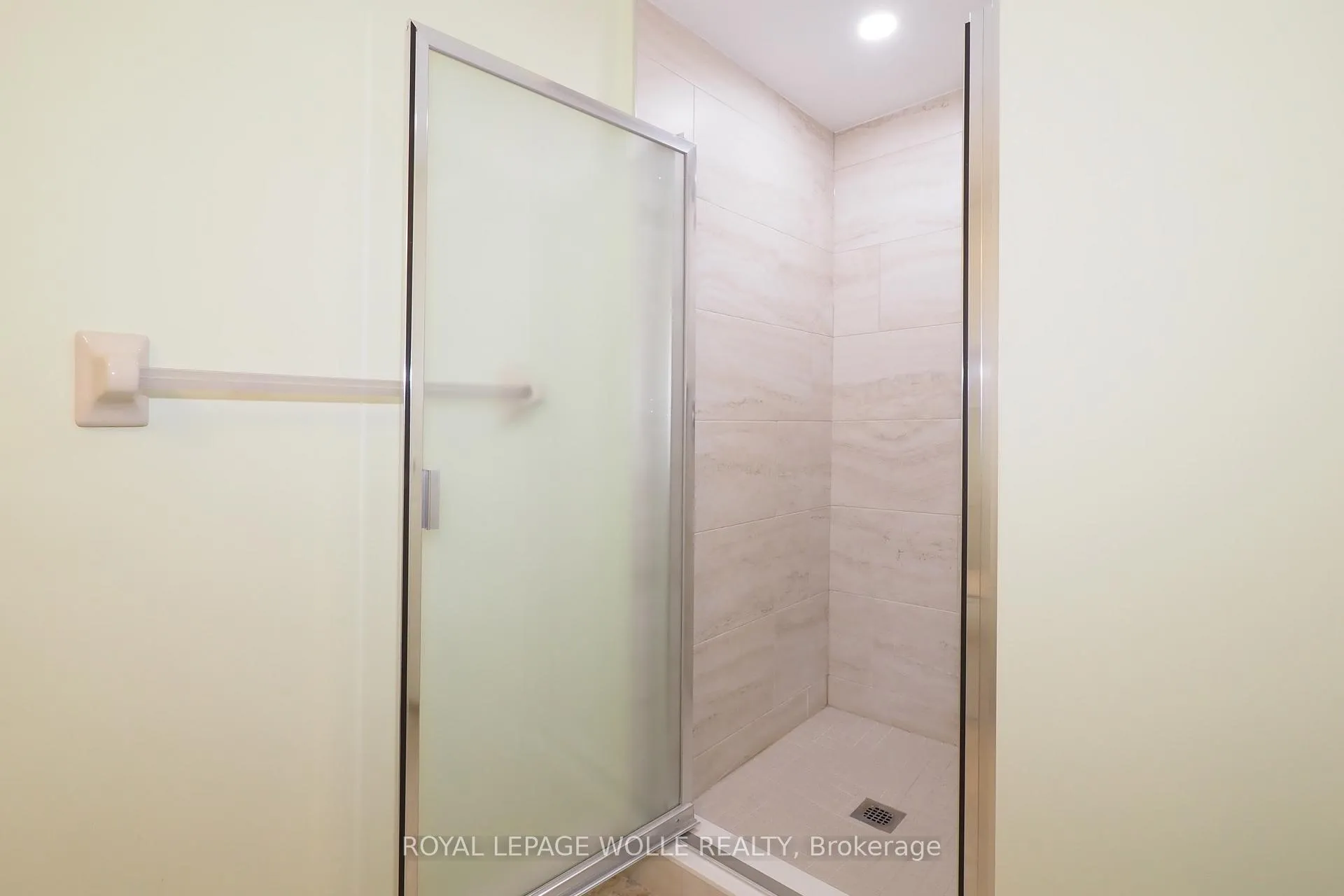 Photo 19 of Unit 1103, 4 Willow Street, Waterloo — HOMEH