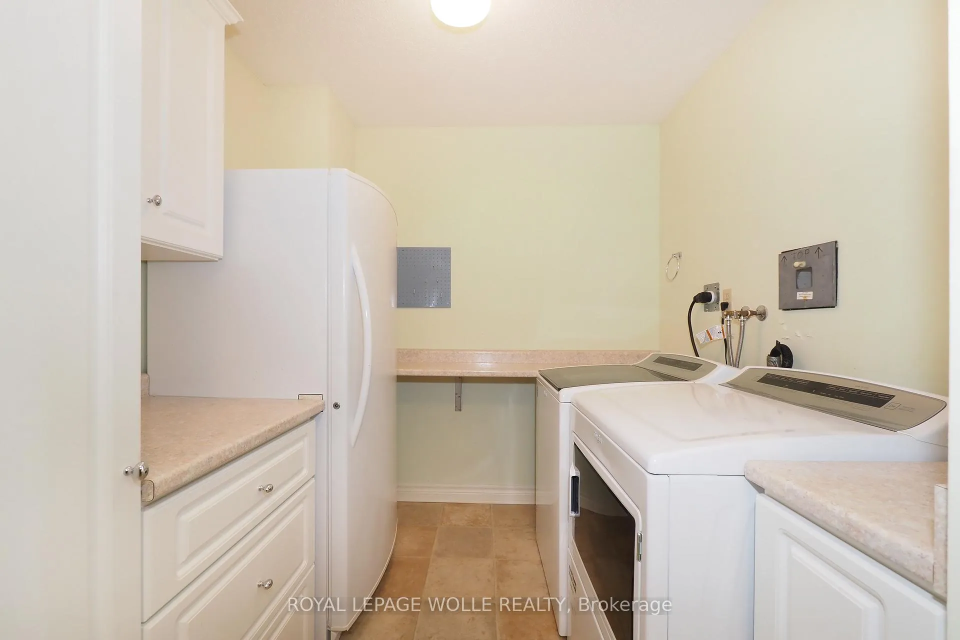 Photo 21 of Unit 1103, 4 Willow Street, Waterloo — HOMEH