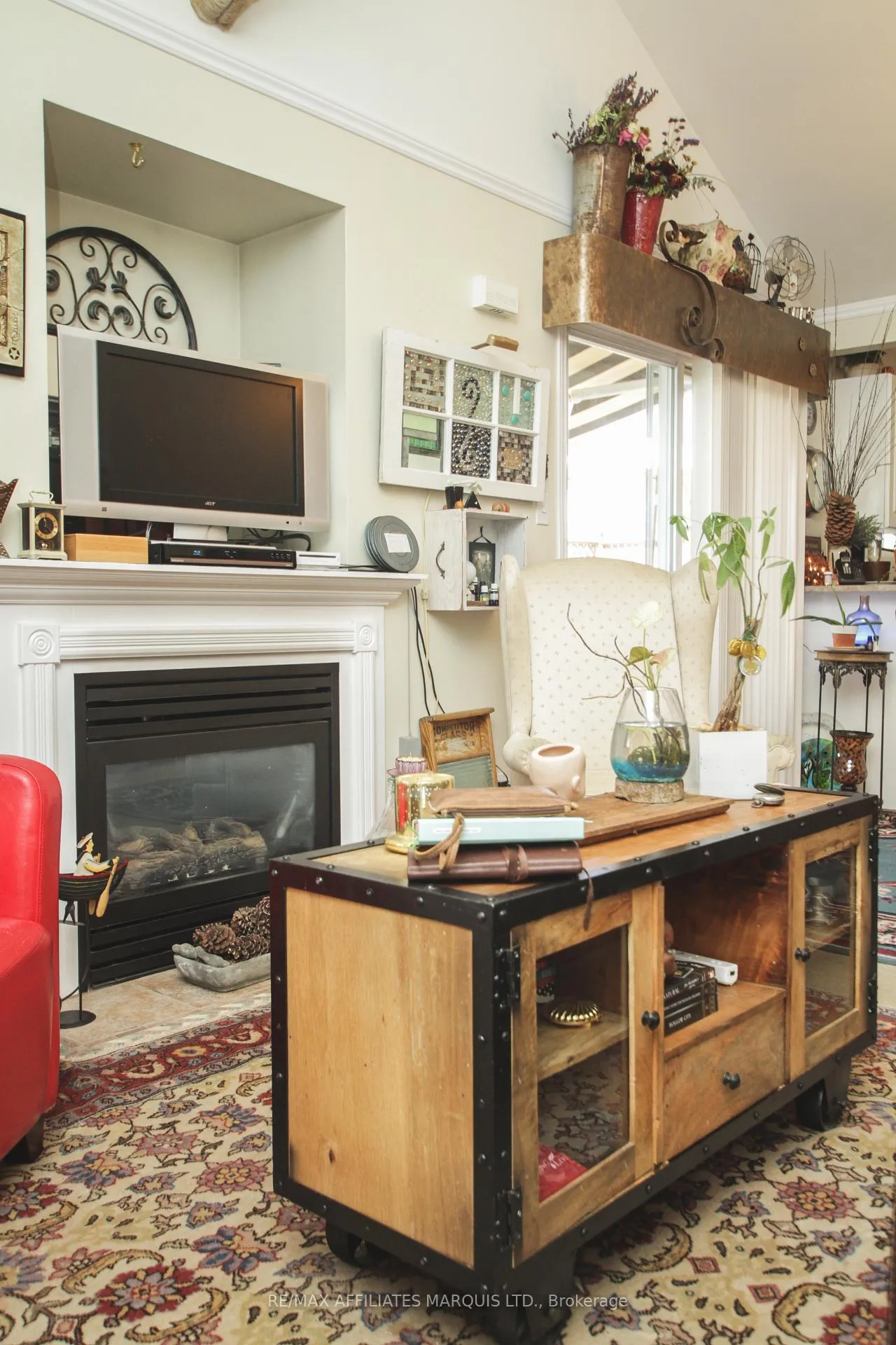 Photo 5 of 234 Hemlock Crescent, Cornwall — HOMEH