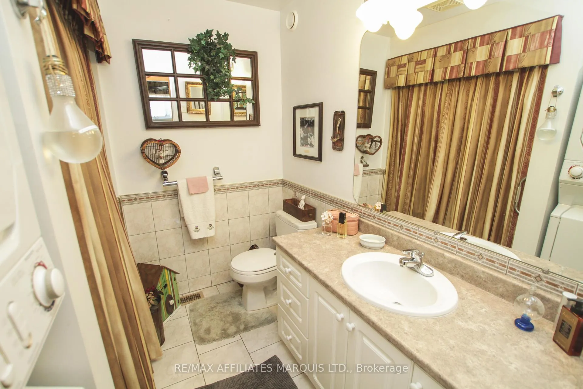 Photo 12 of 234 Hemlock Crescent, Cornwall — HOMEH