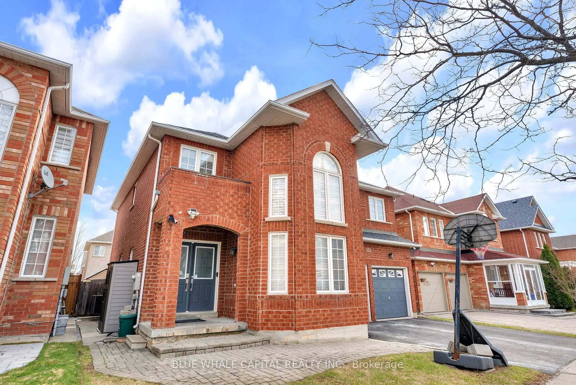 Photo 3 of 133 Orchard Hill Boulevard, Markham, Berczy — HOMEH