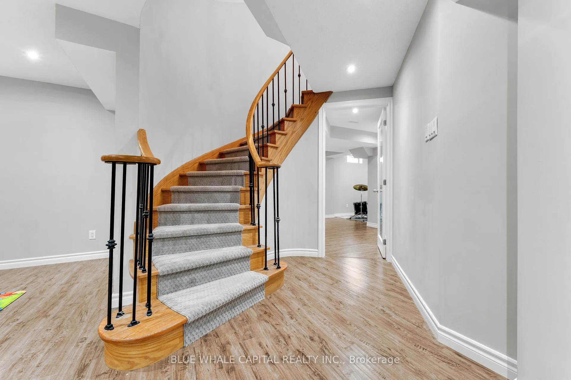 Photo 34 of 133 Orchard Hill Boulevard, Markham, Berczy — HOMEH