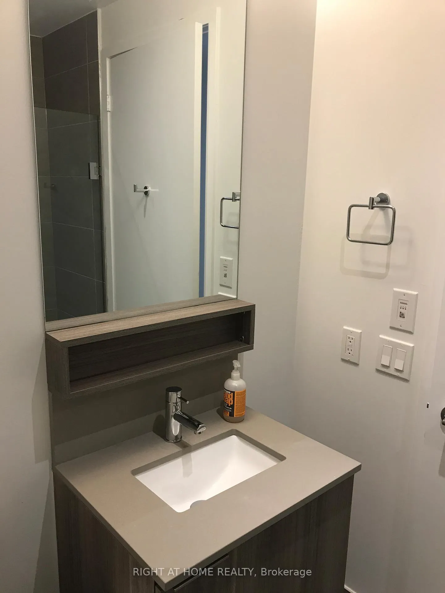 Photo 11 of Unit 2005, 898 Portage Parkway, Vaughan, Vaughan Corporate Centre — HOMEH