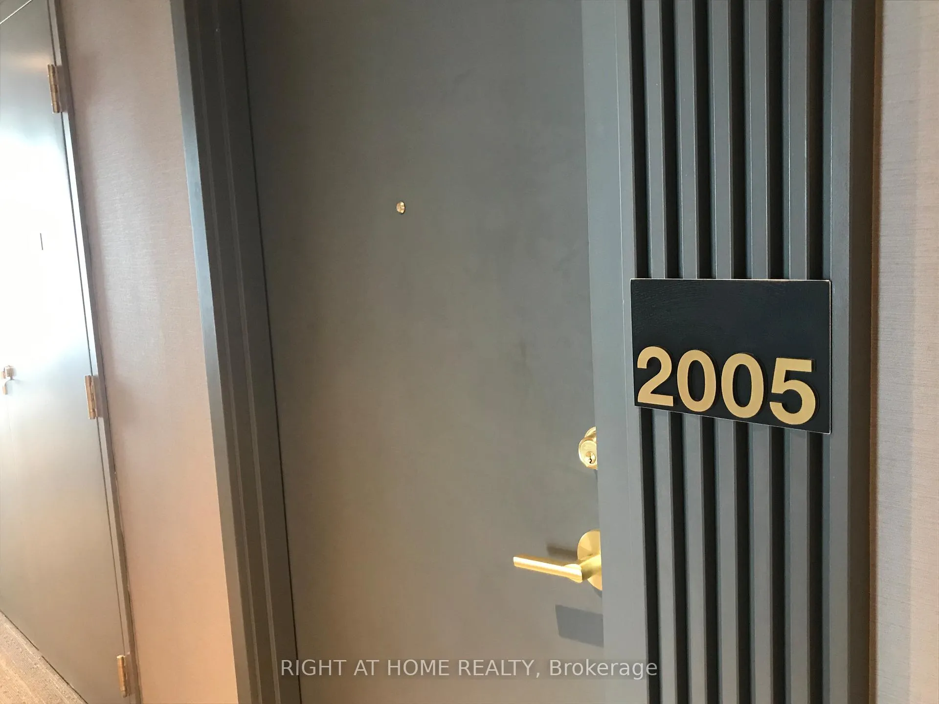 Photo 14 of Unit 2005, 898 Portage Parkway, Vaughan, Vaughan Corporate Centre — HOMEH