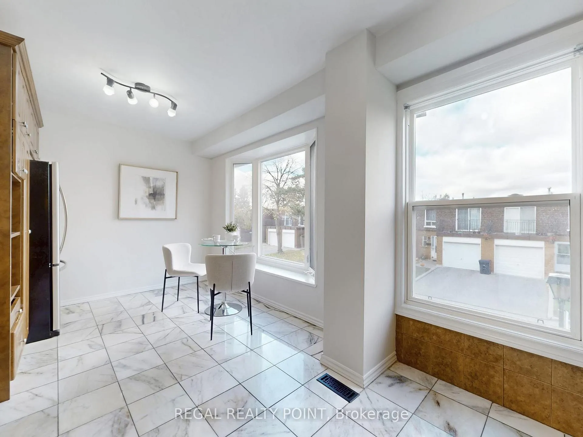 Photo 15 of Unit 63, 100 Bridletowne Circle, Scarborough, L'Amoreaux — HOMEH