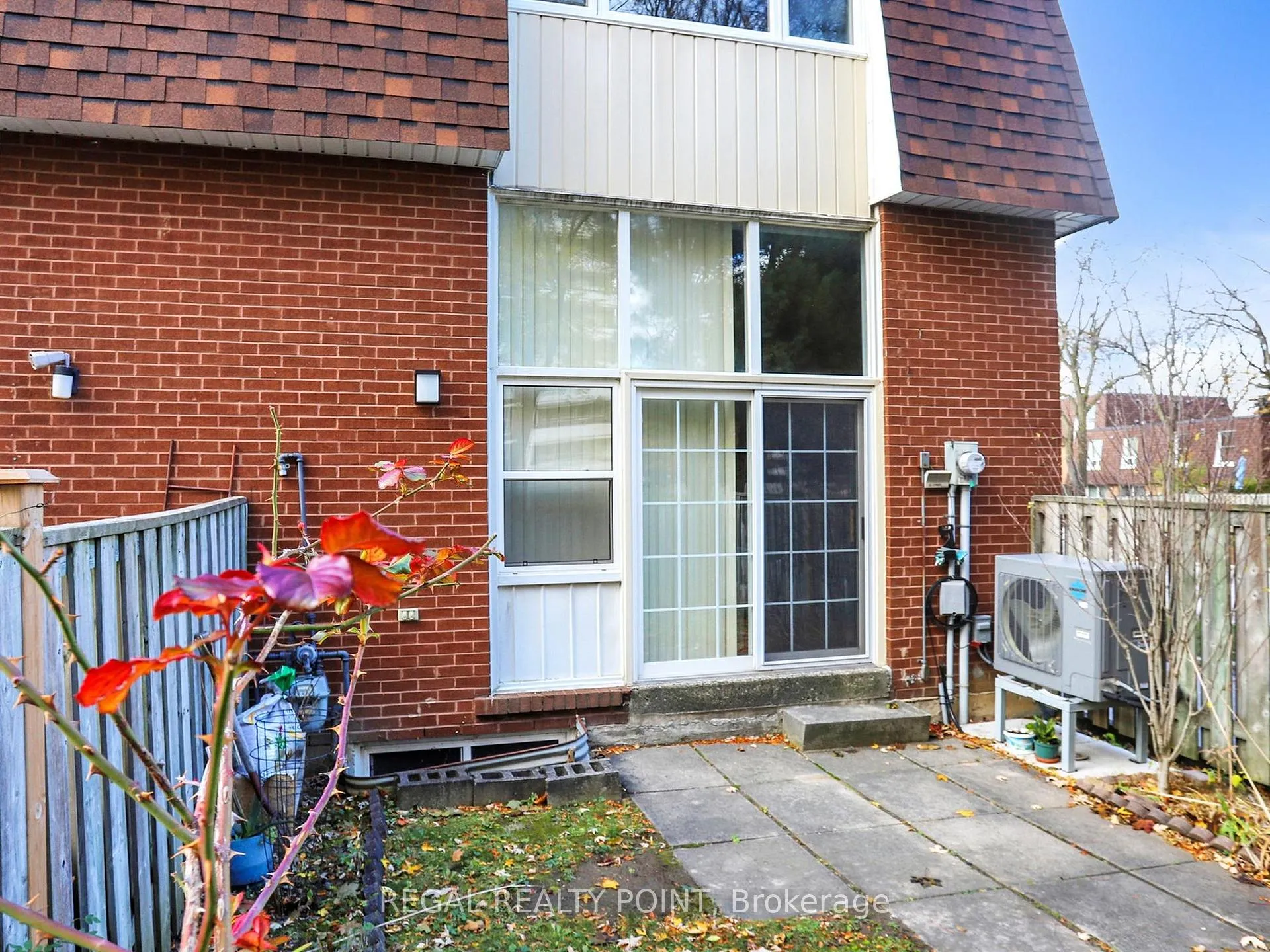 Photo 27 of Unit 63, 100 Bridletowne Circle, Scarborough, L'Amoreaux — HOMEH