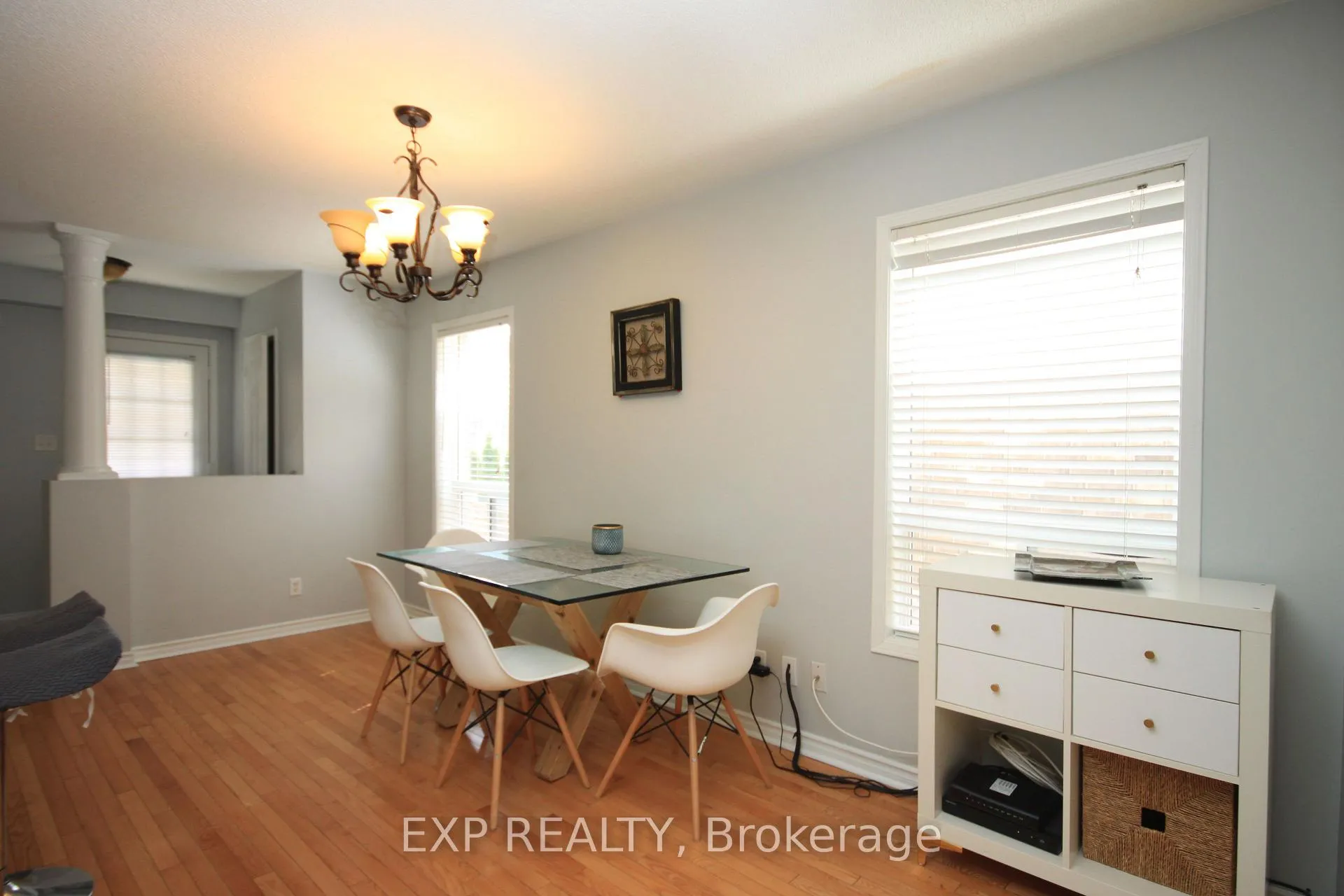 Photo 6 of 1318 Mowat Lane, Milton, Dempsey — HOMEH