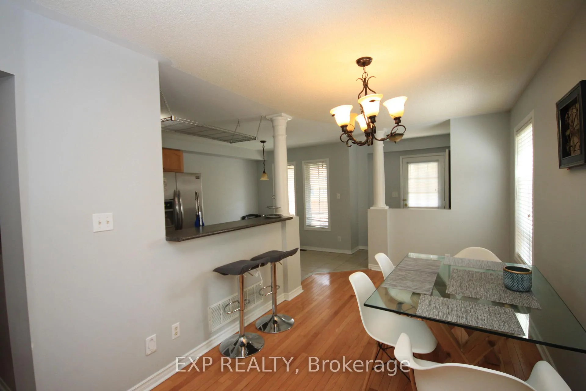 Photo 7 of 1318 Mowat Lane, Milton, Dempsey — HOMEH