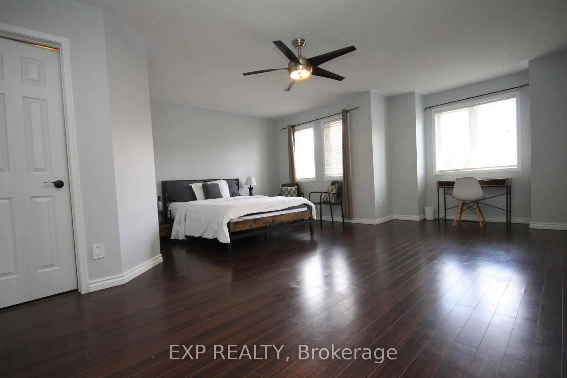Photo 16 of 1318 Mowat Lane, Milton, Dempsey — HOMEH