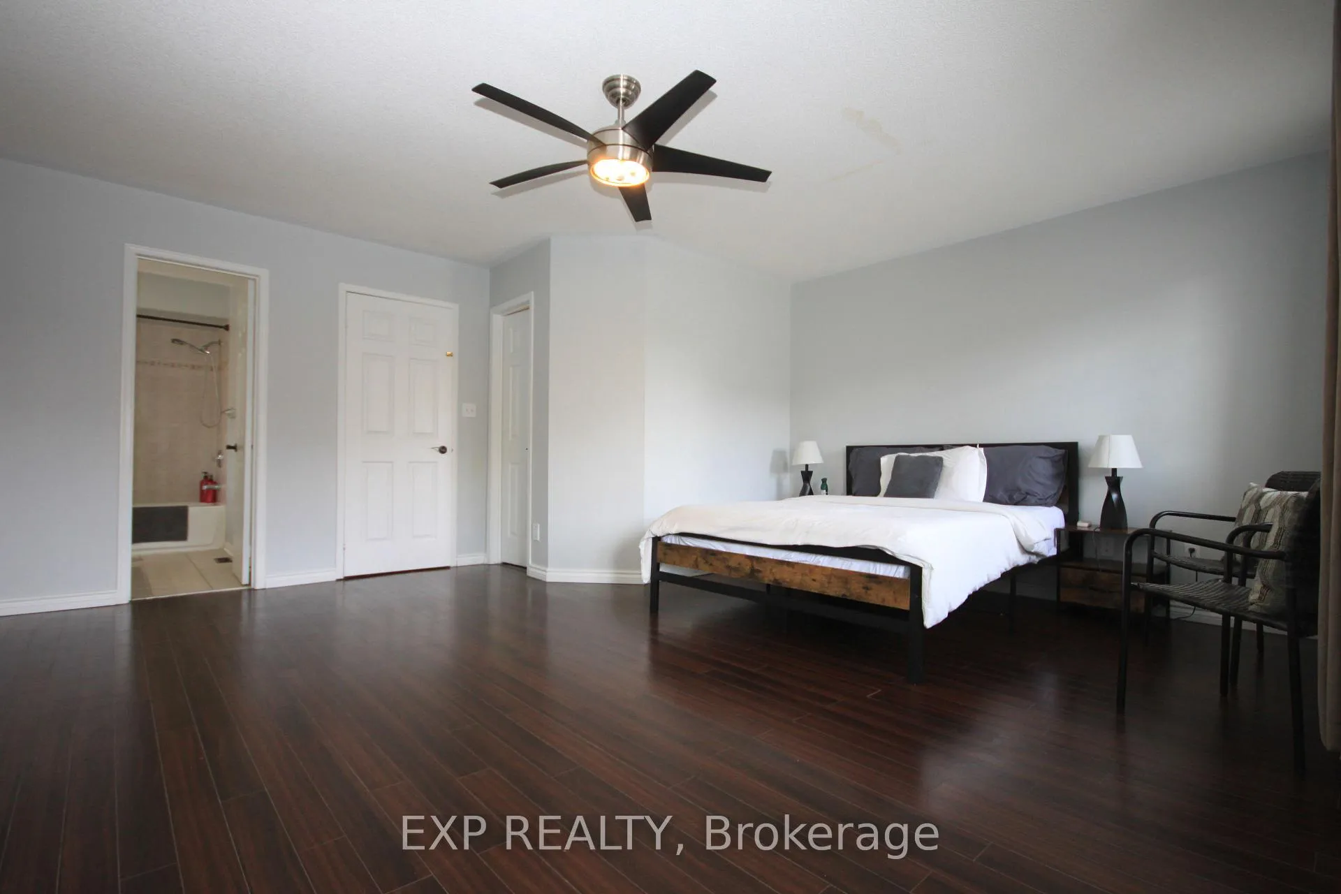 Photo 17 of 1318 Mowat Lane, Milton, Dempsey — HOMEH