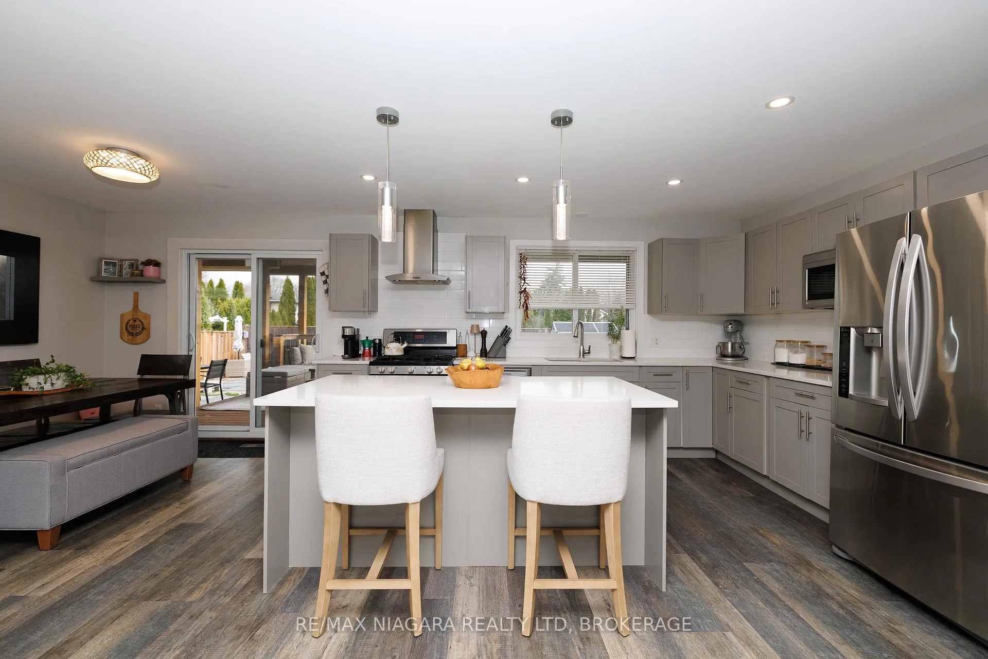 Photo 10 of 1 Royal Henley Boulevard, St. Catharines, Martindale Pond — HOMEH