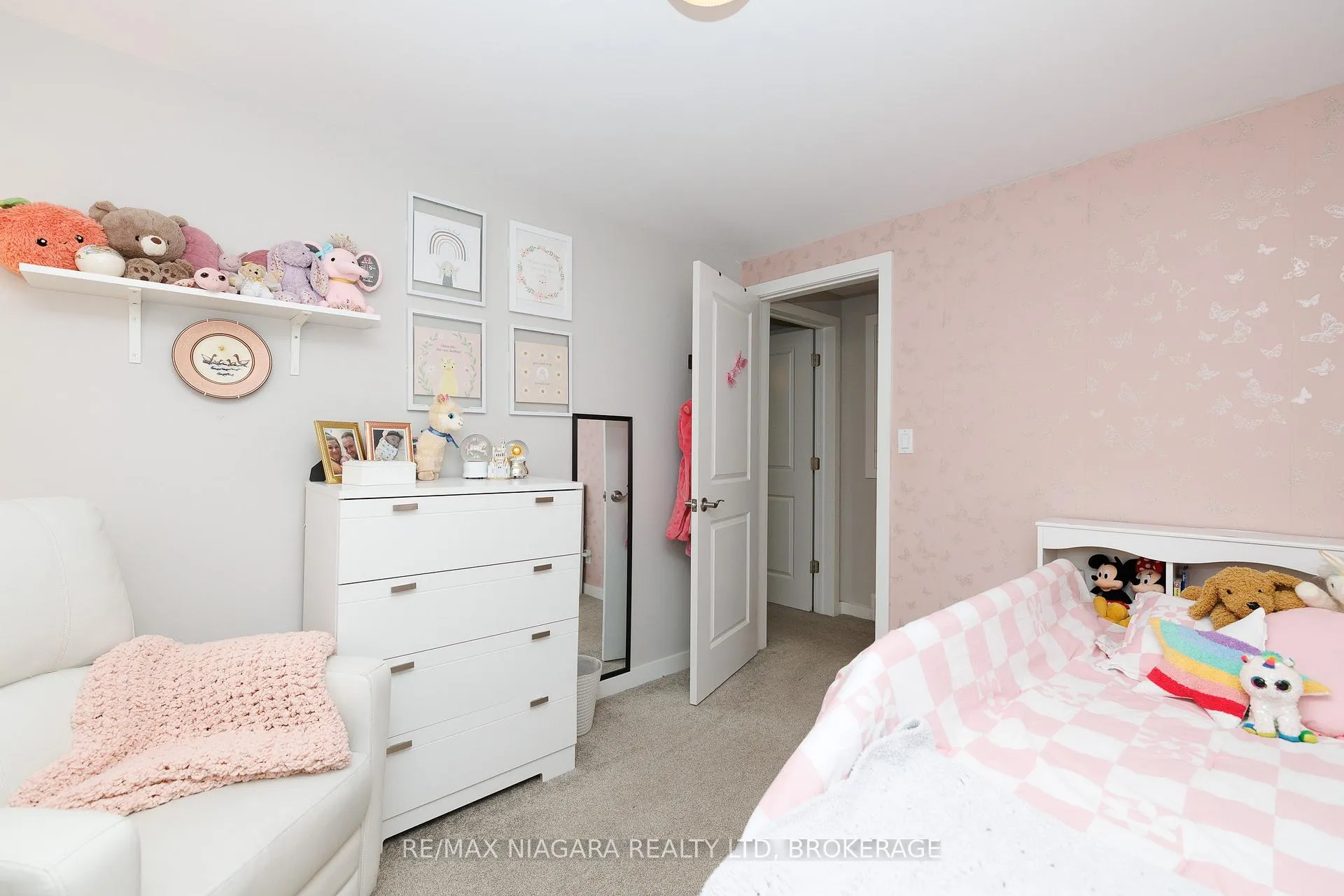 Photo 16 of 1 Royal Henley Boulevard, St. Catharines, Martindale Pond — HOMEH