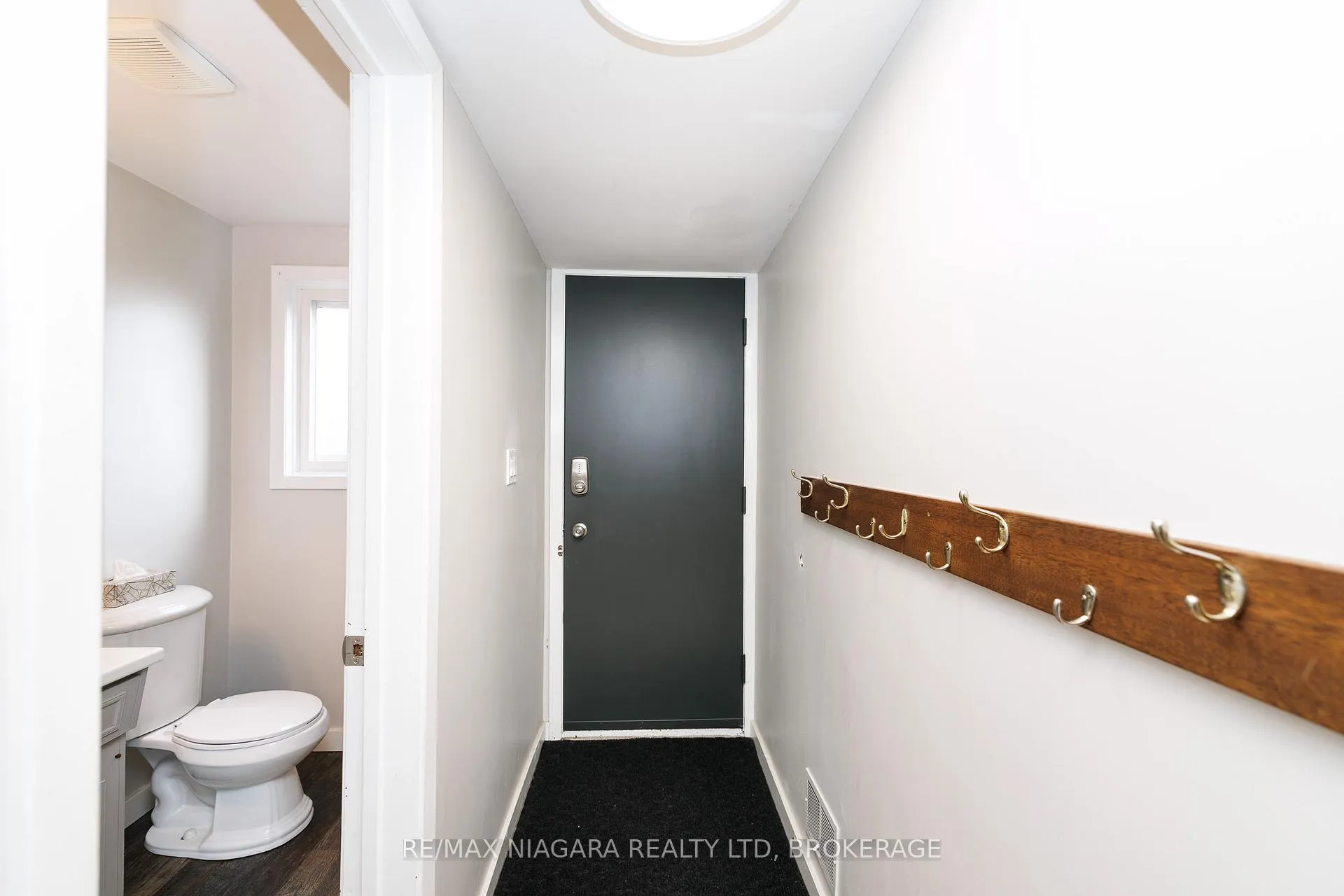 Photo 32 of 1 Royal Henley Boulevard, St. Catharines, Martindale Pond — HOMEH