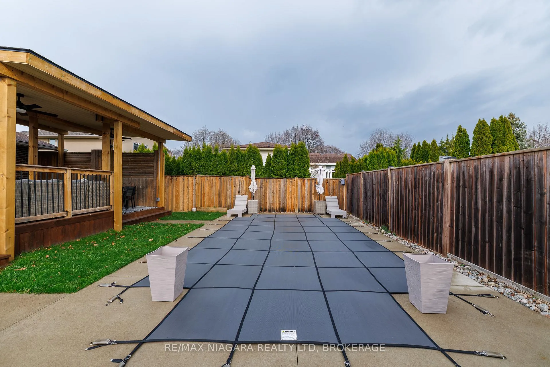 Photo 41 of 1 Royal Henley Boulevard, St. Catharines, Martindale Pond — HOMEH
