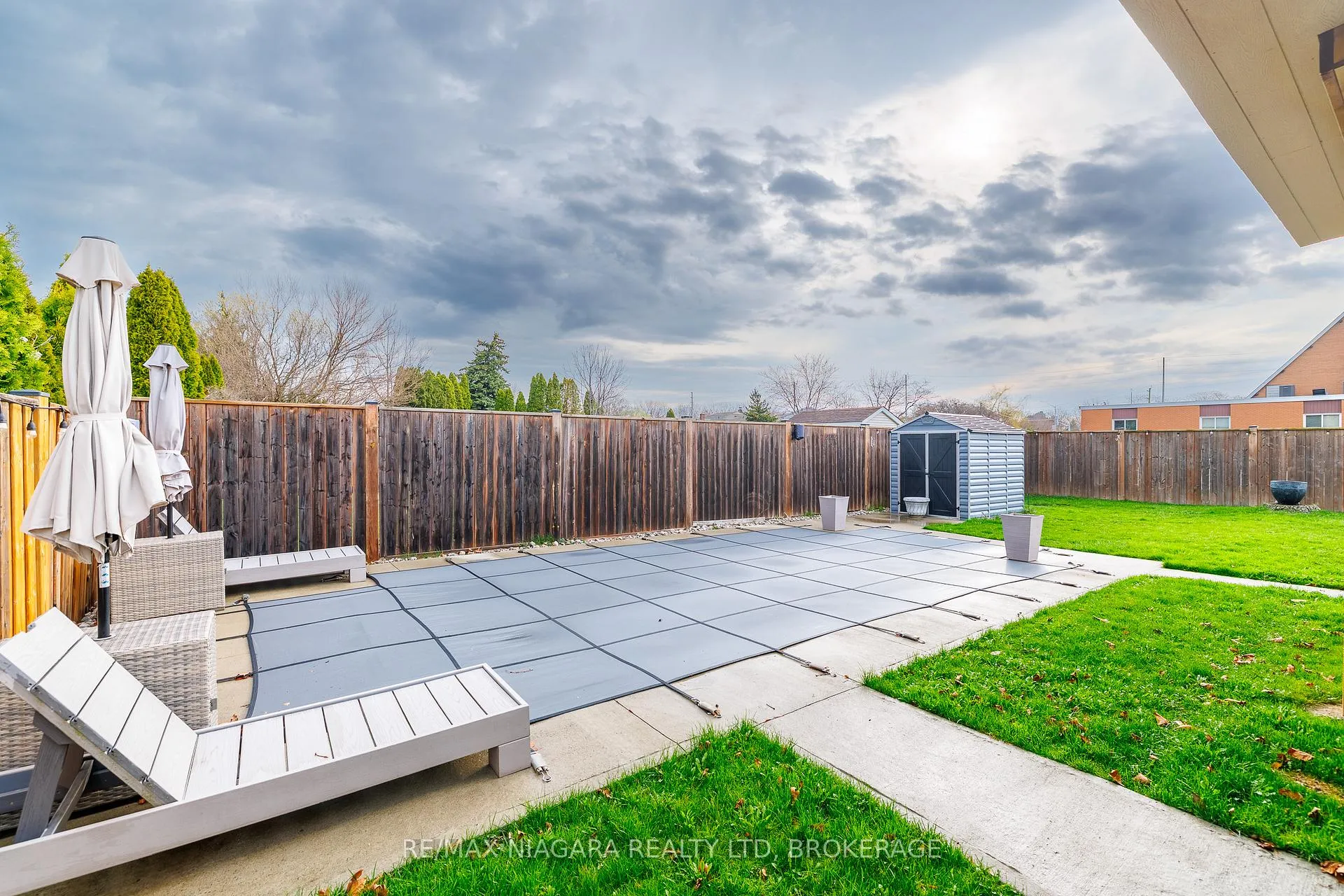 Photo 42 of 1 Royal Henley Boulevard, St. Catharines, Martindale Pond — HOMEH