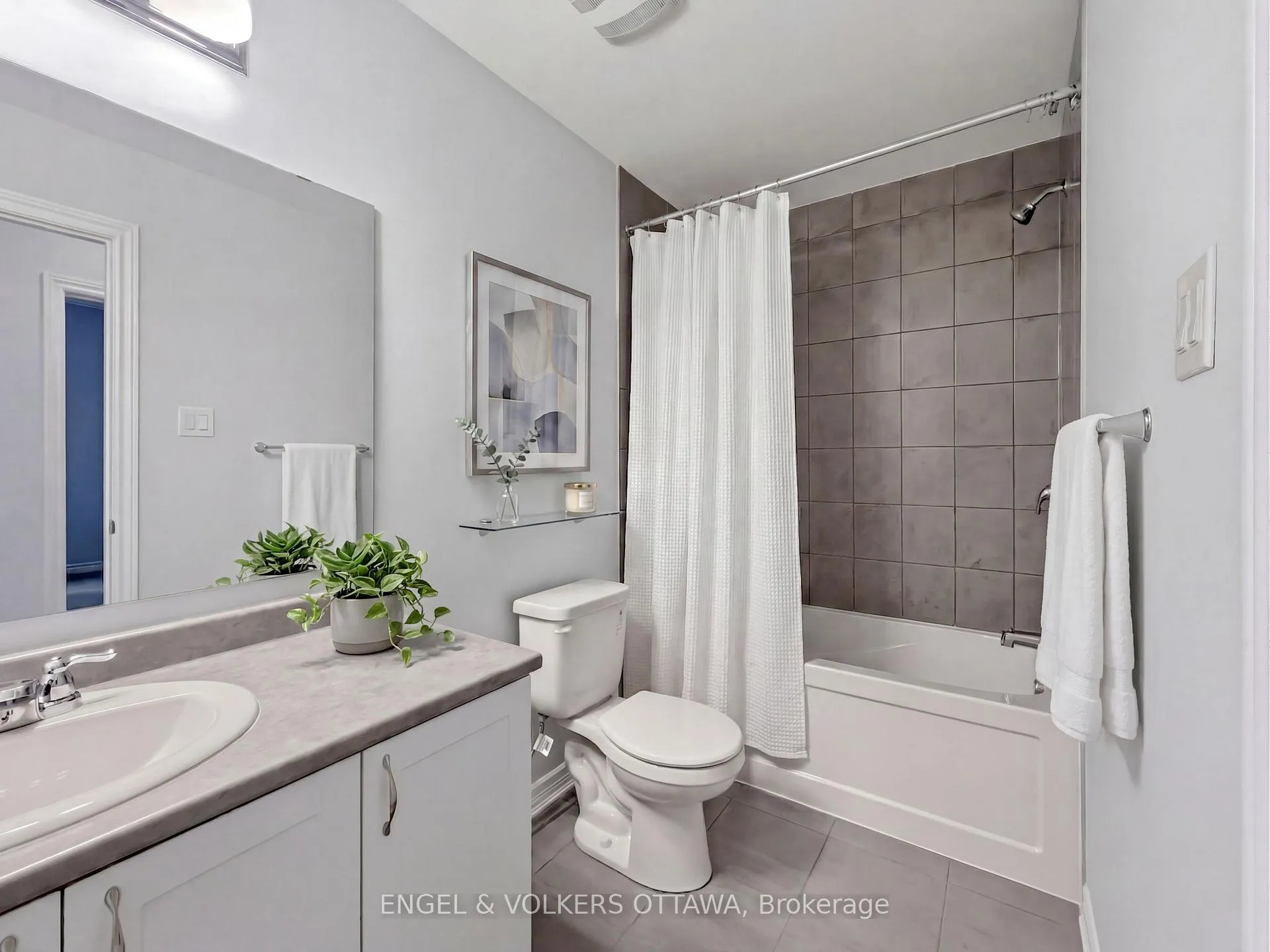 Photo 9 of Unit 44, 149 Anthracite Private, Ottawa, Barrhaven - Heritage Park — HOMEH