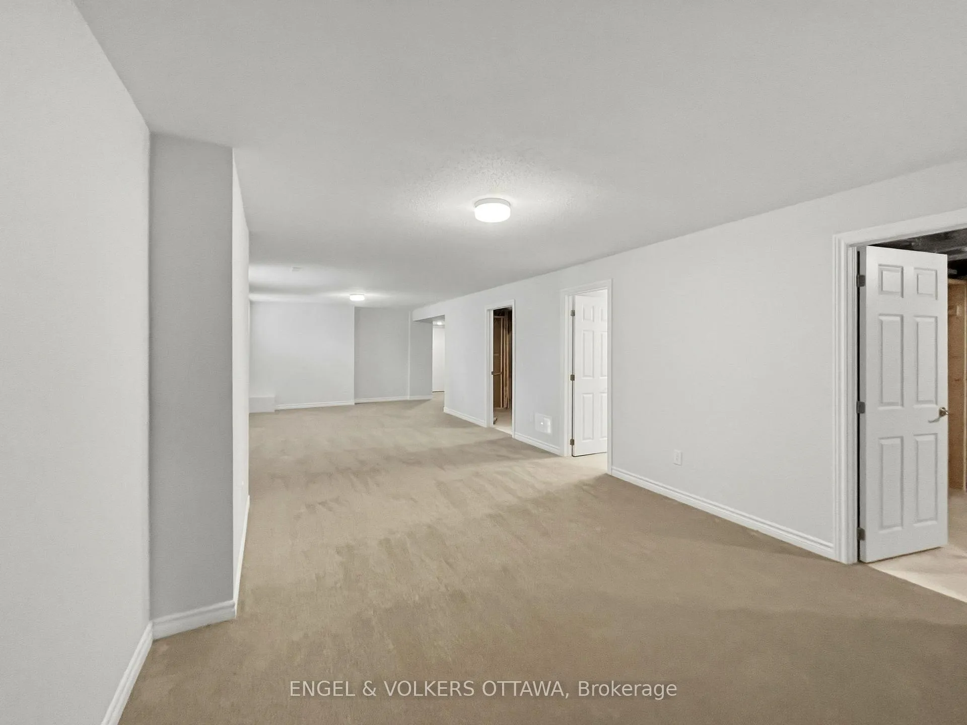 Photo 15 of Unit 44, 149 Anthracite Private, Ottawa, Barrhaven - Heritage Park — HOMEH