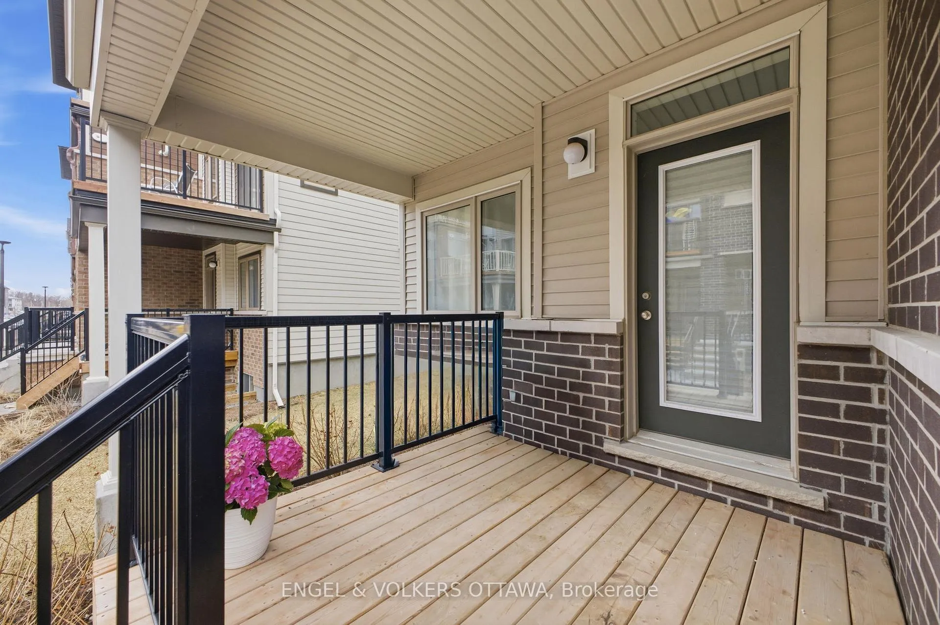Photo 19 of Unit 44, 149 Anthracite Private, Ottawa, Barrhaven - Heritage Park — HOMEH