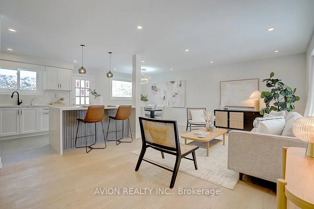 Photo 3 of 24 Drakefield Road, Markham, Bullock — HOMEH