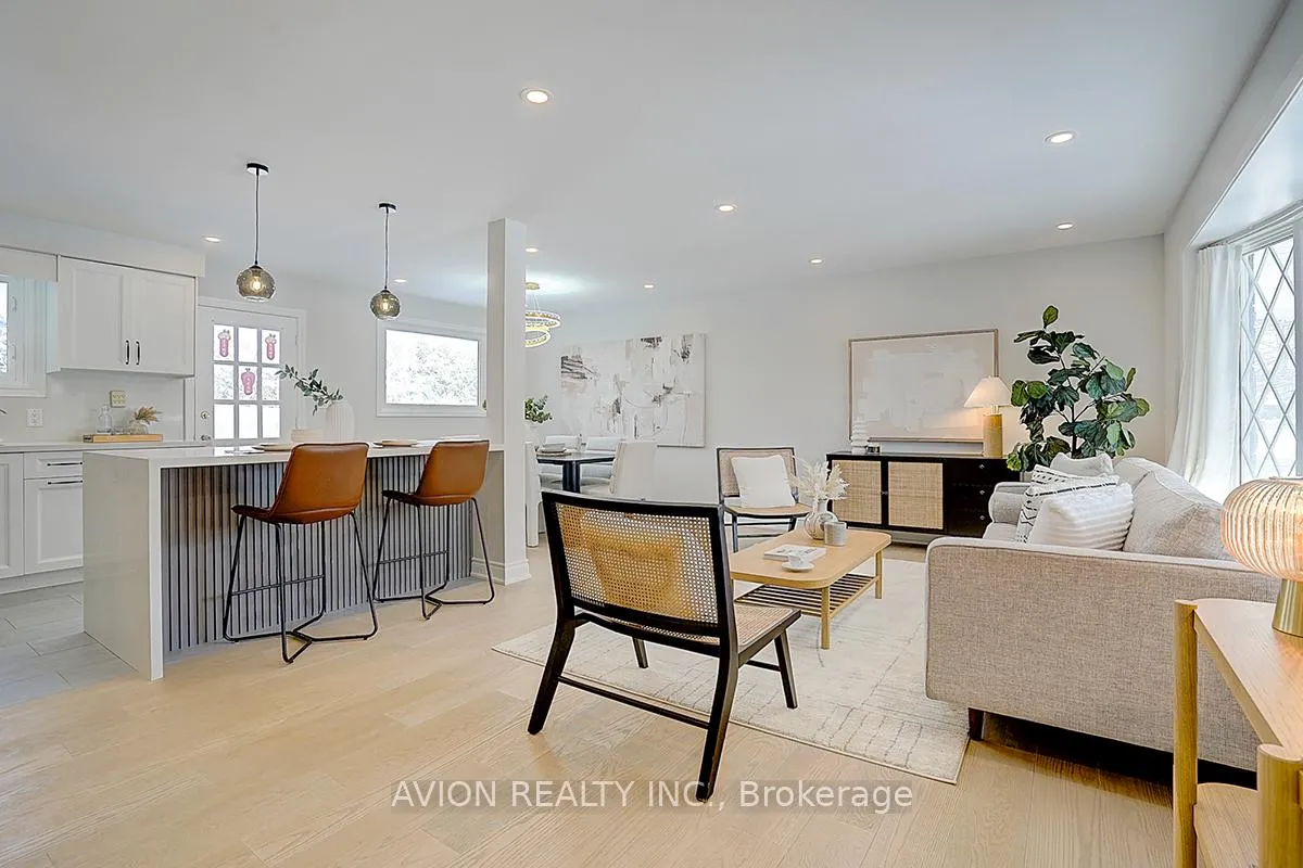 Photo 4 of 24 Drakefield Road, Markham, Bullock — HOMEH