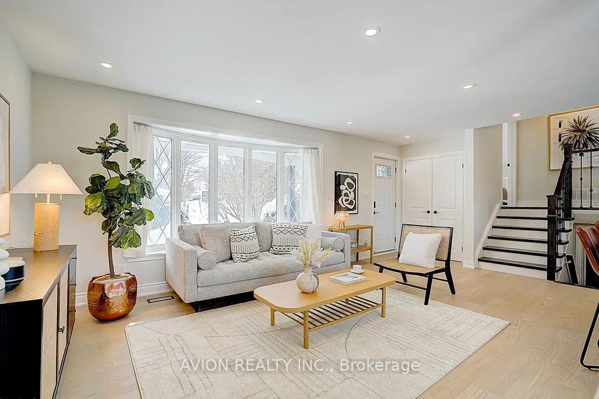 Photo 7 of 24 Drakefield Road, Markham, Bullock — HOMEH