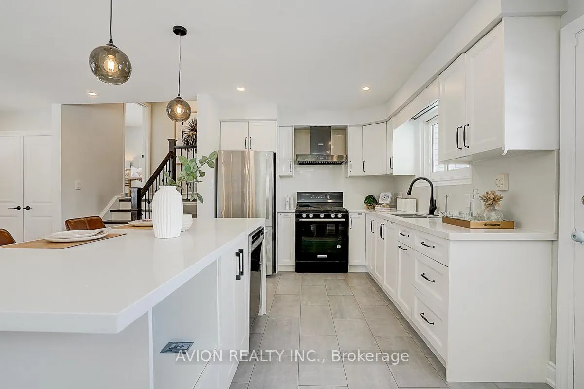 Photo 13 of 24 Drakefield Road, Markham, Bullock — HOMEH