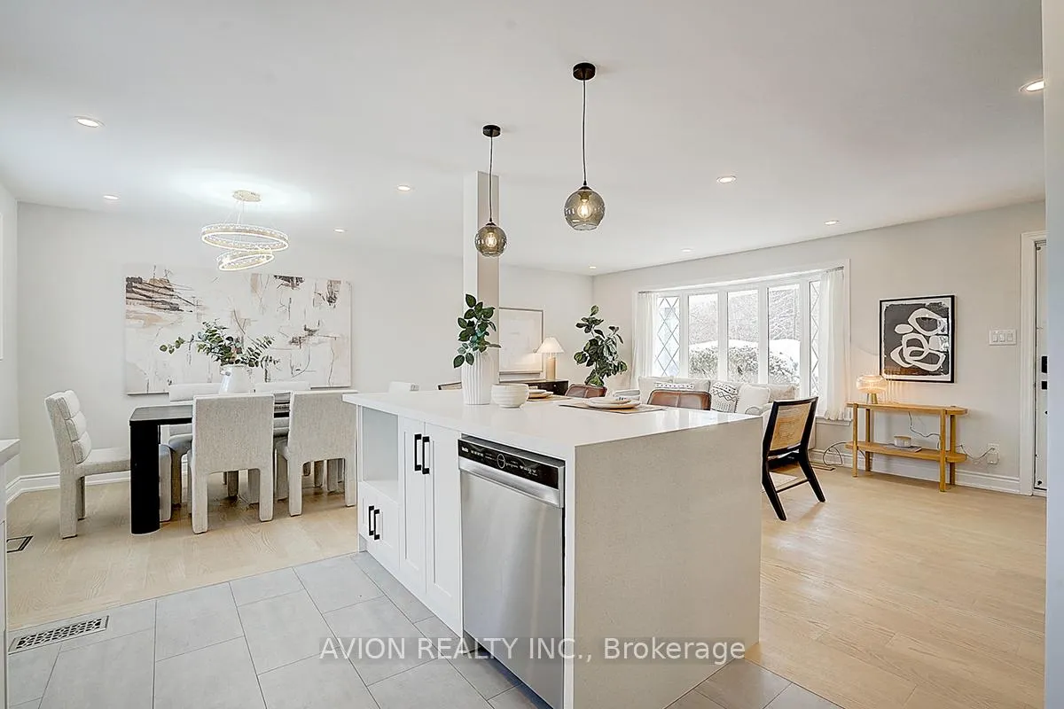 Photo 15 of 24 Drakefield Road, Markham, Bullock — HOMEH