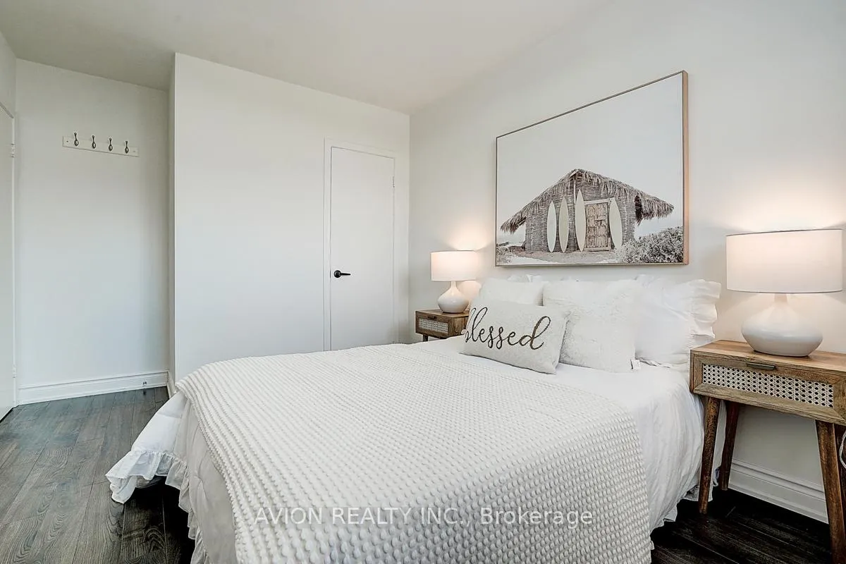 Photo 23 of 24 Drakefield Road, Markham, Bullock — HOMEH