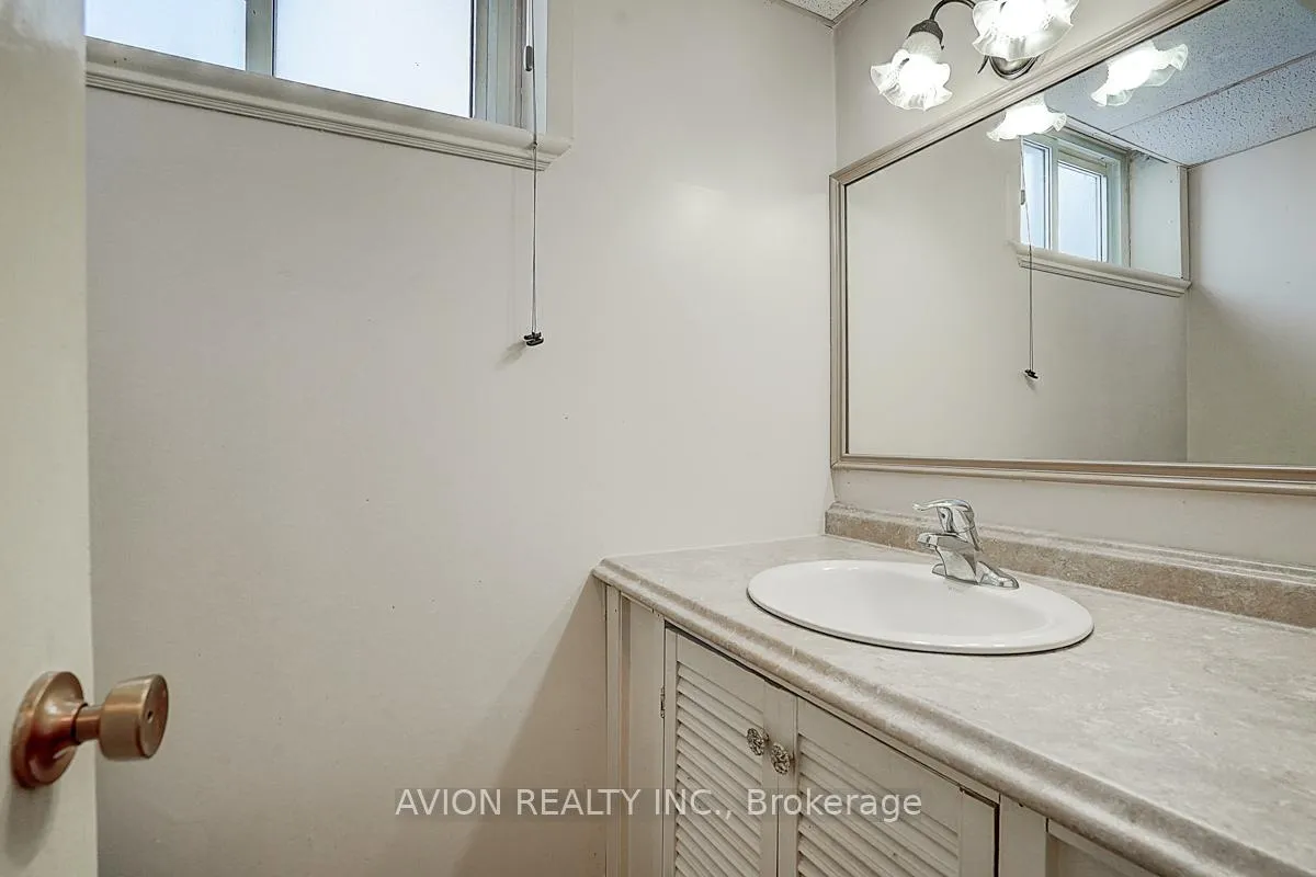Photo 29 of 24 Drakefield Road, Markham, Bullock — HOMEH