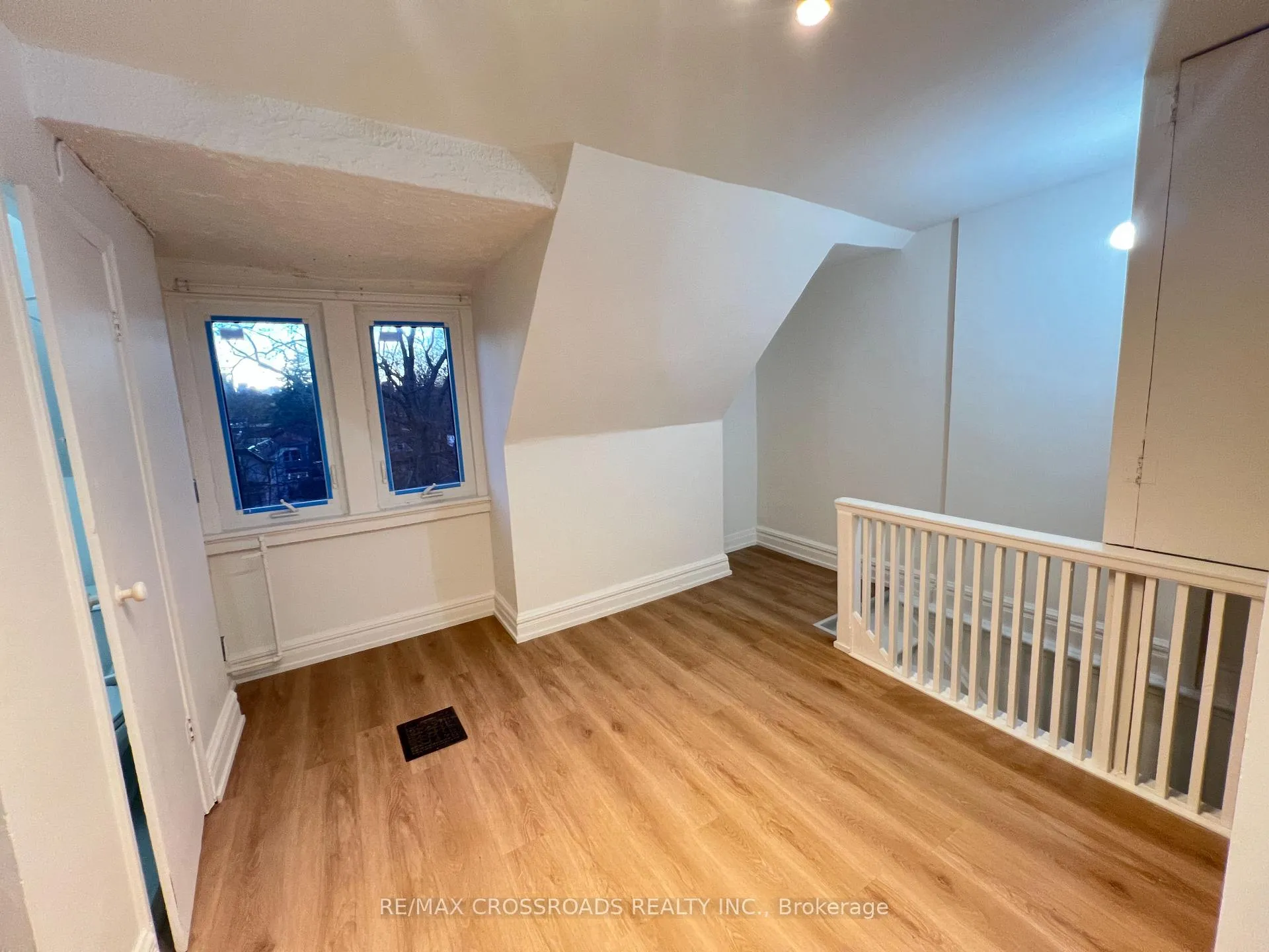Photo 2 of Unit UNIT 3, 82 Curzon Street, Toronto, South Riverdale — HOMEH