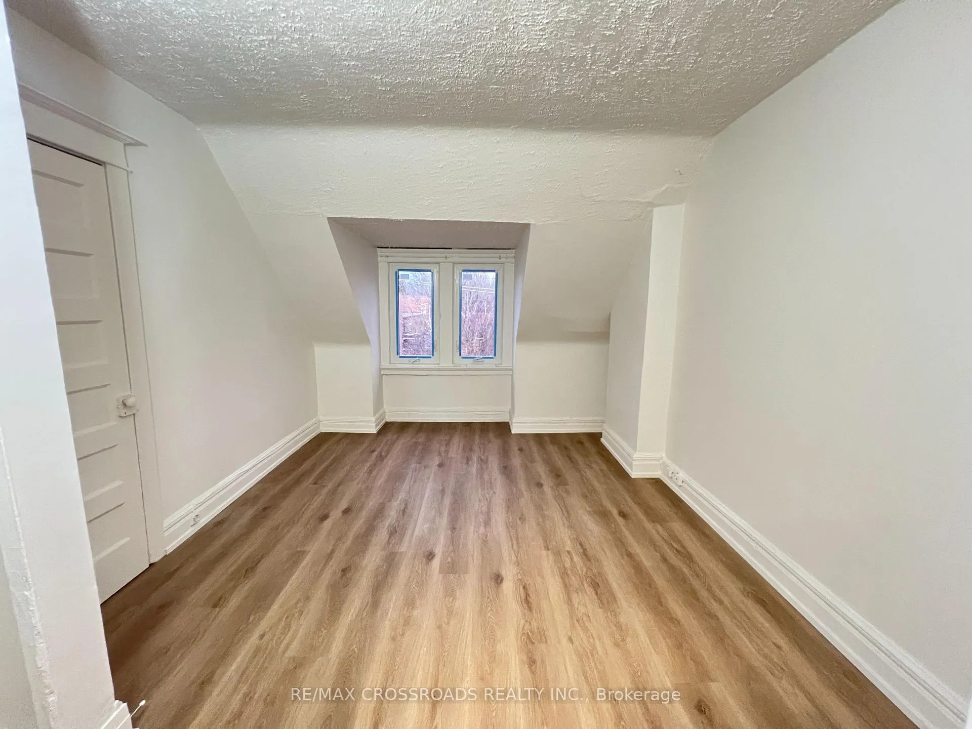 Photo 5 of Unit UNIT 3, 82 Curzon Street, Toronto, South Riverdale — HOMEH