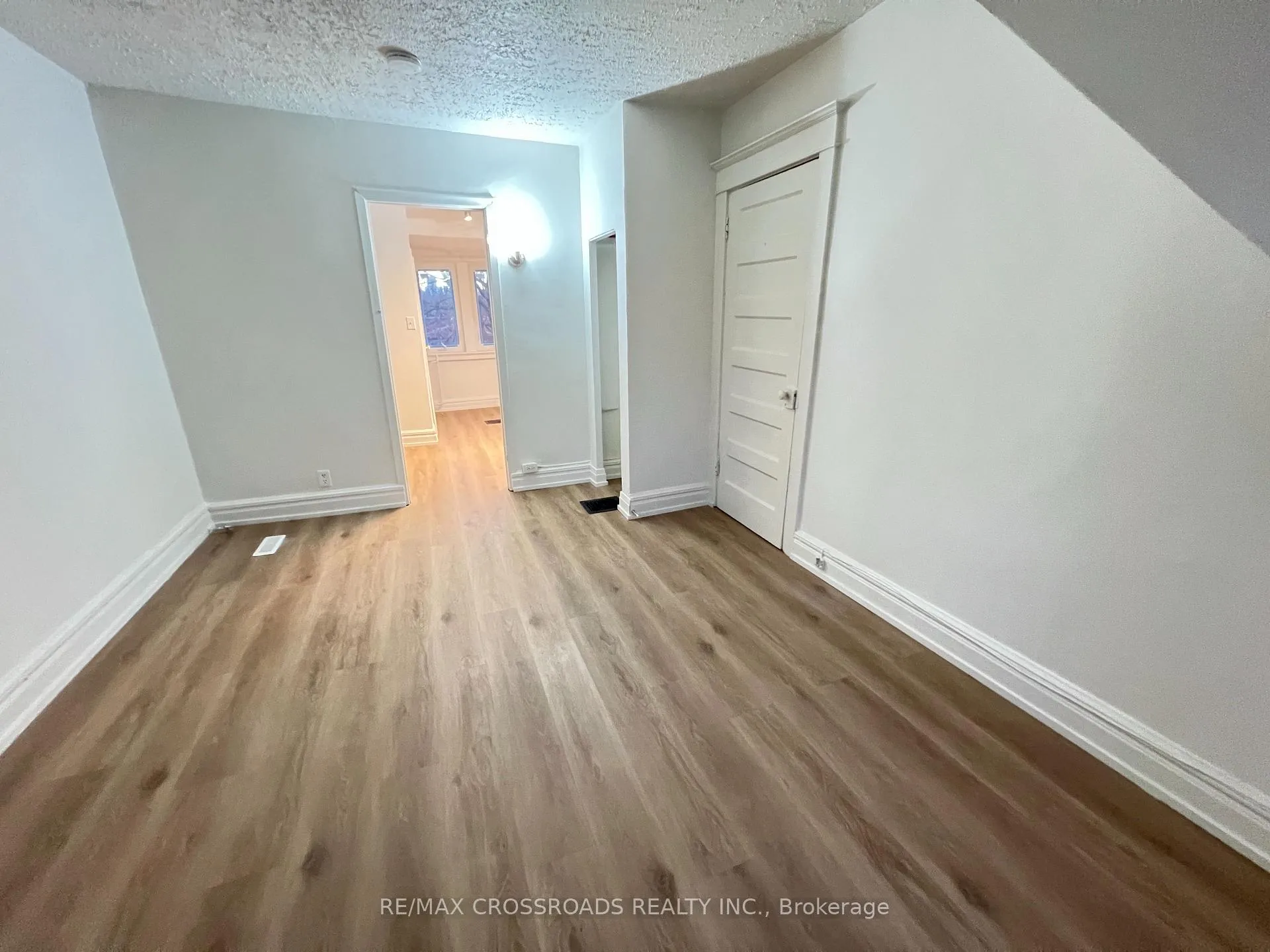 Photo 6 of Unit UNIT 3, 82 Curzon Street, Toronto, South Riverdale — HOMEH