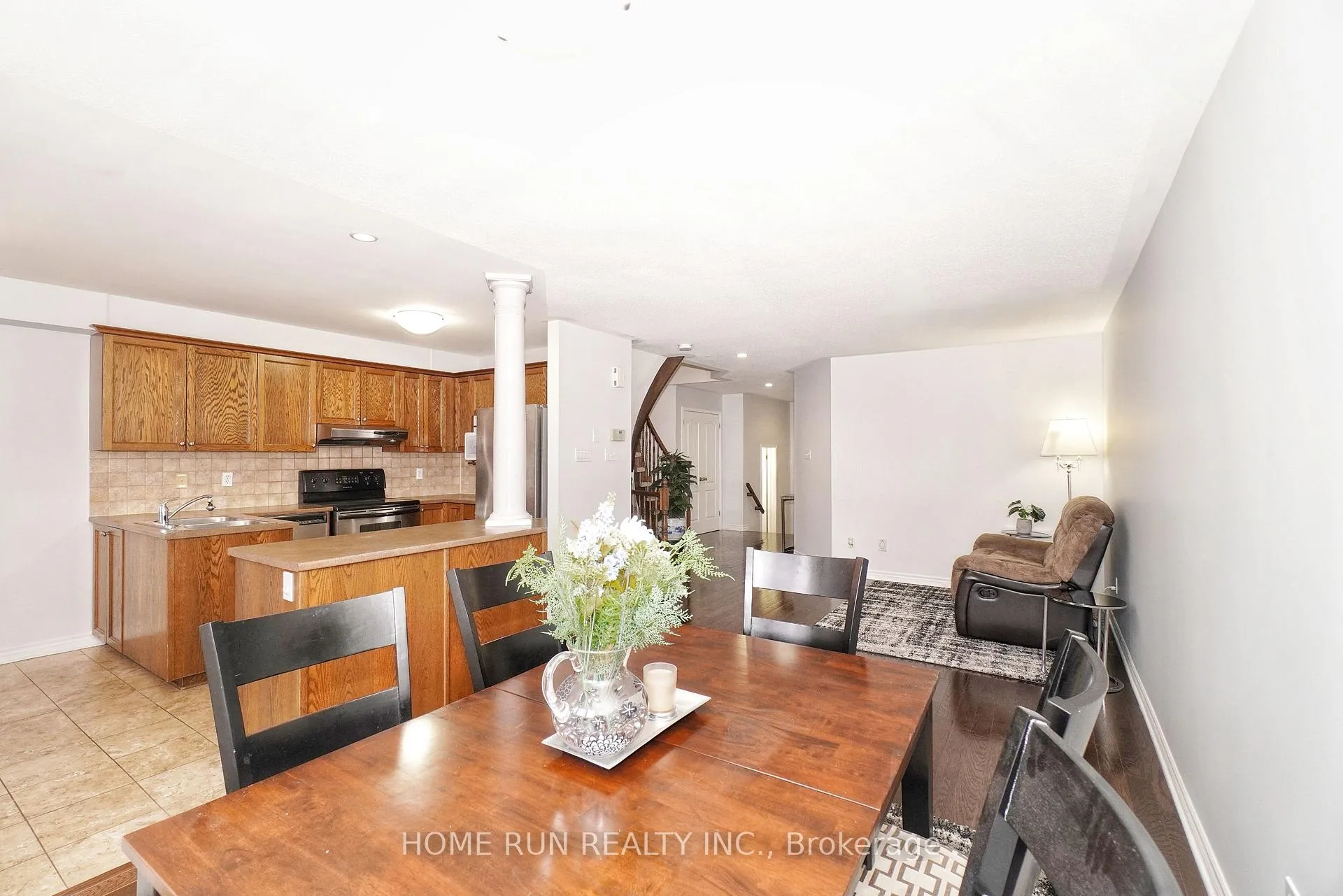Photo 14 of 2222 Brockstone Crescent, Ottawa, Avalon East — HOMEH