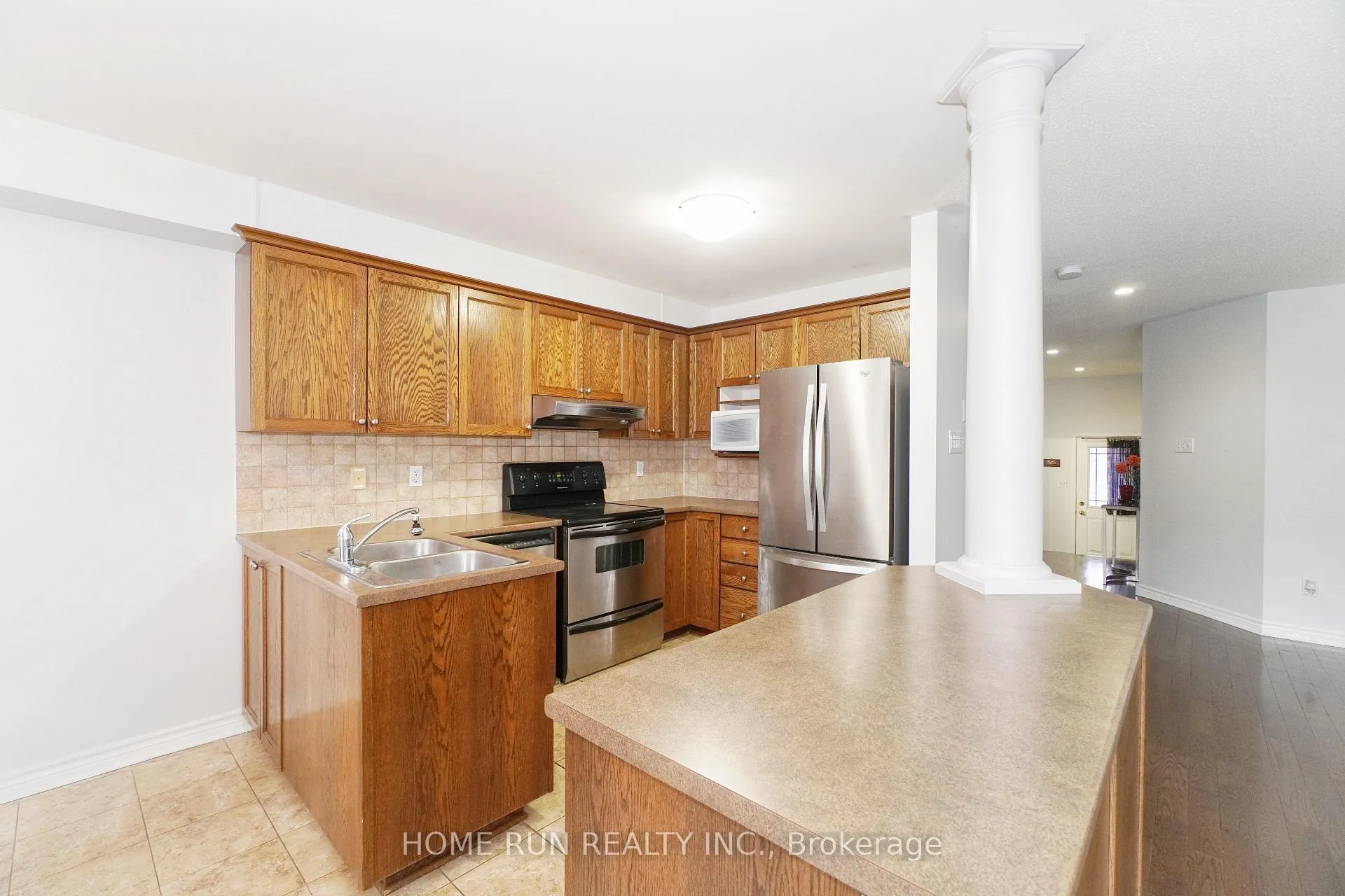 Photo 15 of 2222 Brockstone Crescent, Ottawa, Avalon East — HOMEH