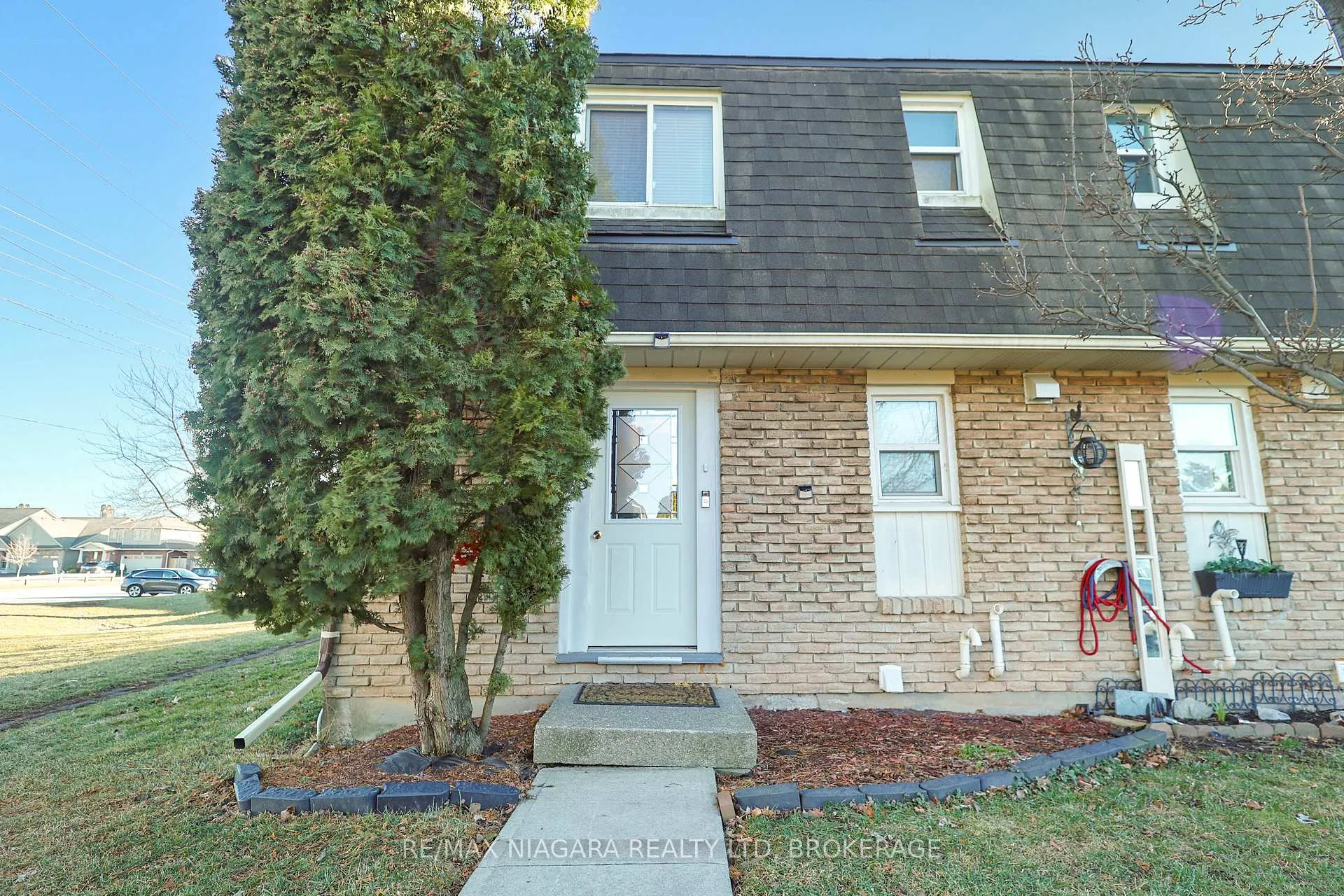 Front of Unit 55, 131 Rockwood Avenue