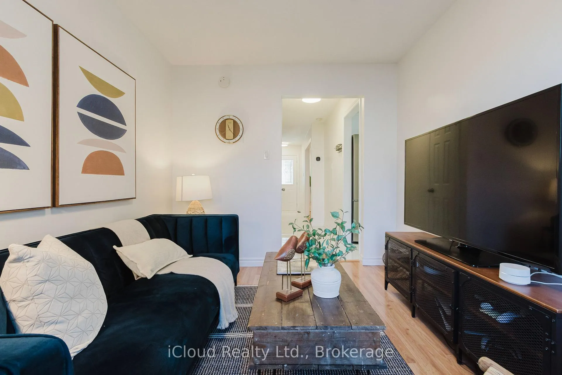 Photo 9 of 19 Goodwood Drive, Markham, Middlefield — HOMEH