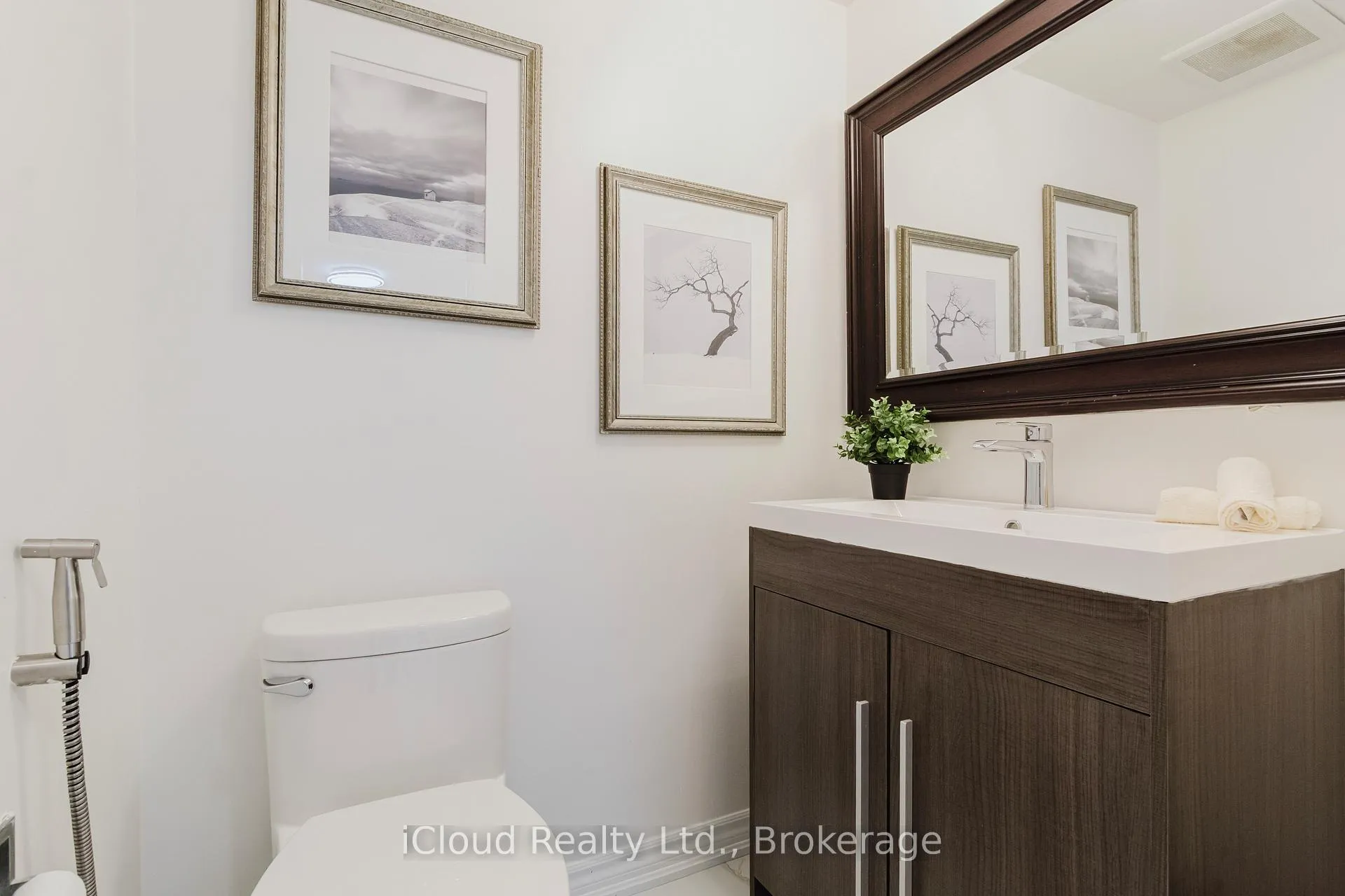 Photo 11 of 19 Goodwood Drive, Markham, Middlefield — HOMEH
