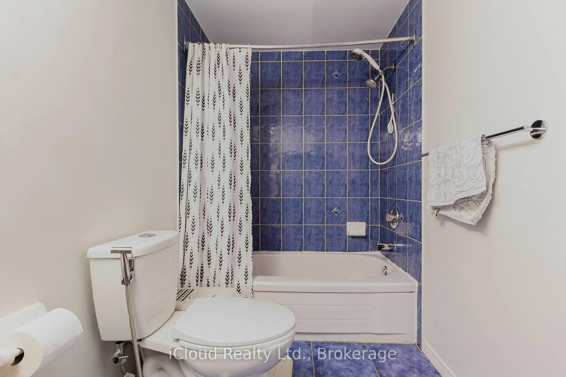 Photo 30 of 19 Goodwood Drive, Markham, Middlefield — HOMEH