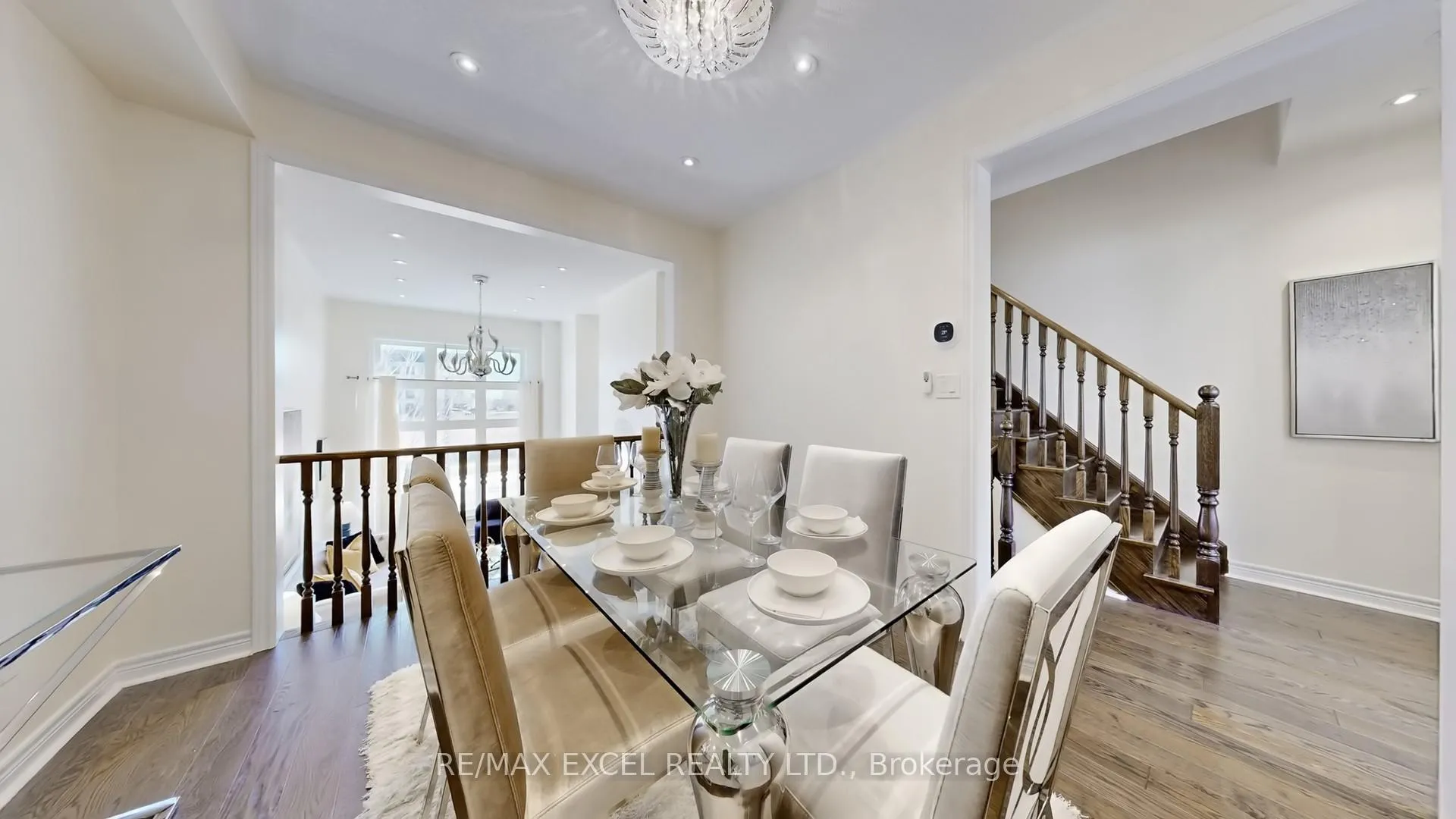 Photo 10 of 27 Maytime Way, Markham, Cathedraltown — HOMEH