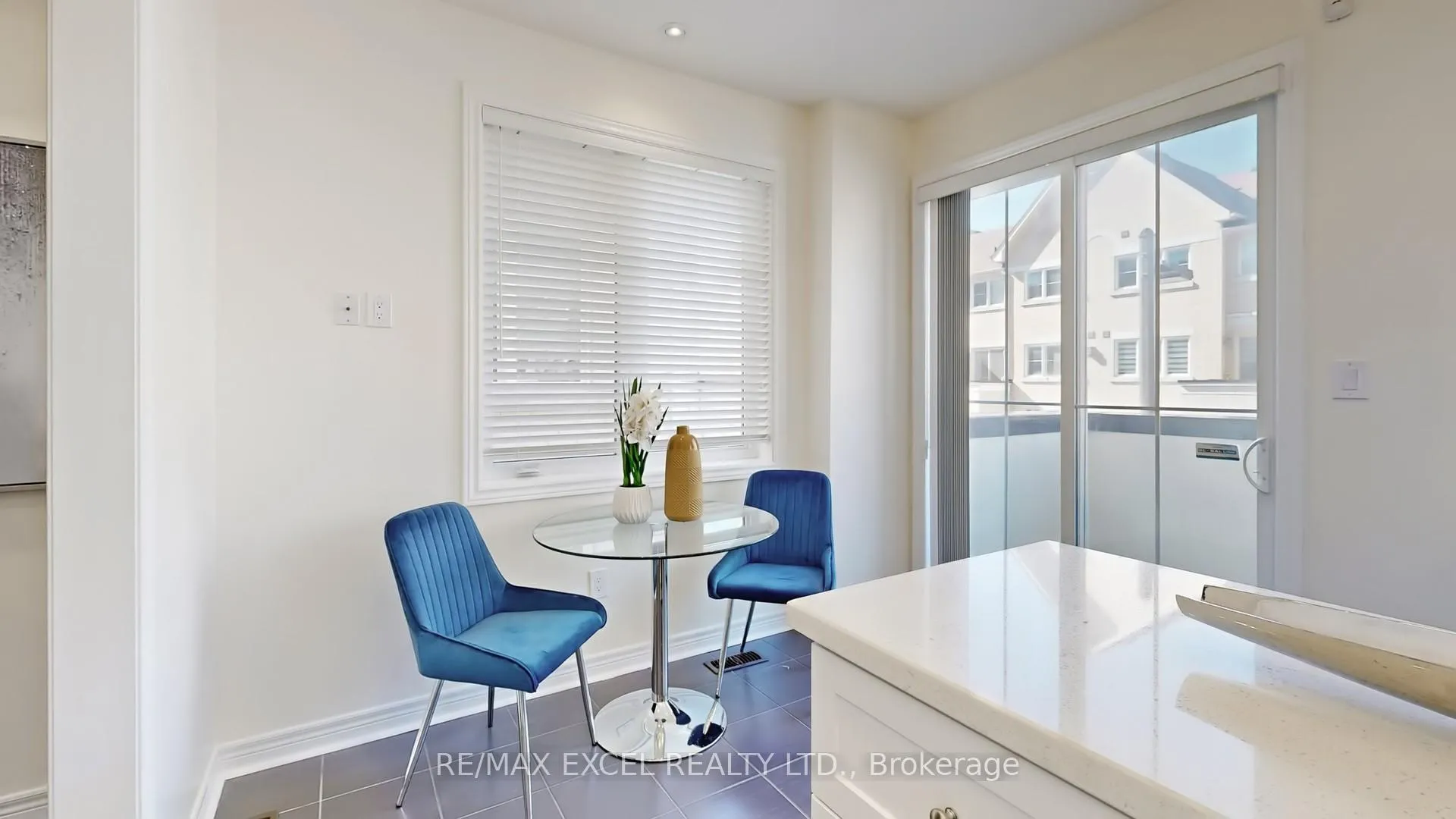 Photo 21 of 27 Maytime Way, Markham, Cathedraltown — HOMEH