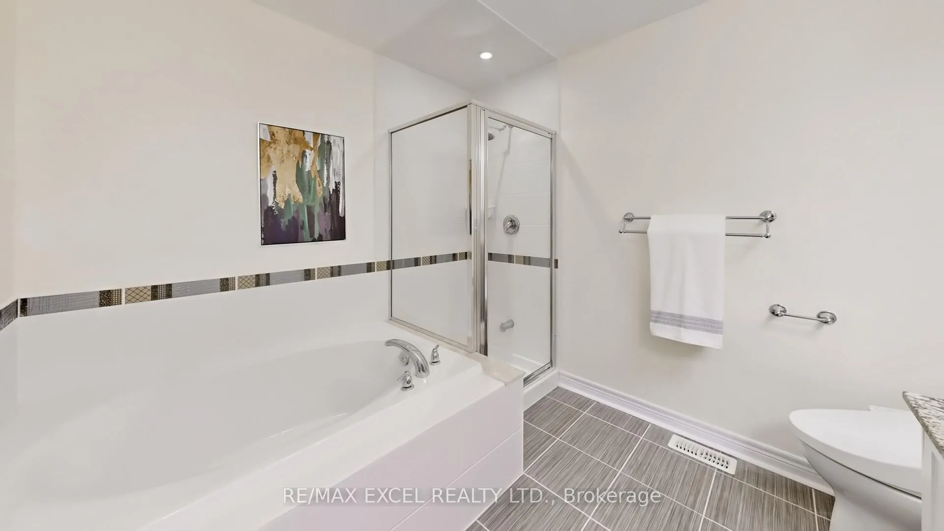 Photo 32 of 27 Maytime Way, Markham, Cathedraltown — HOMEH