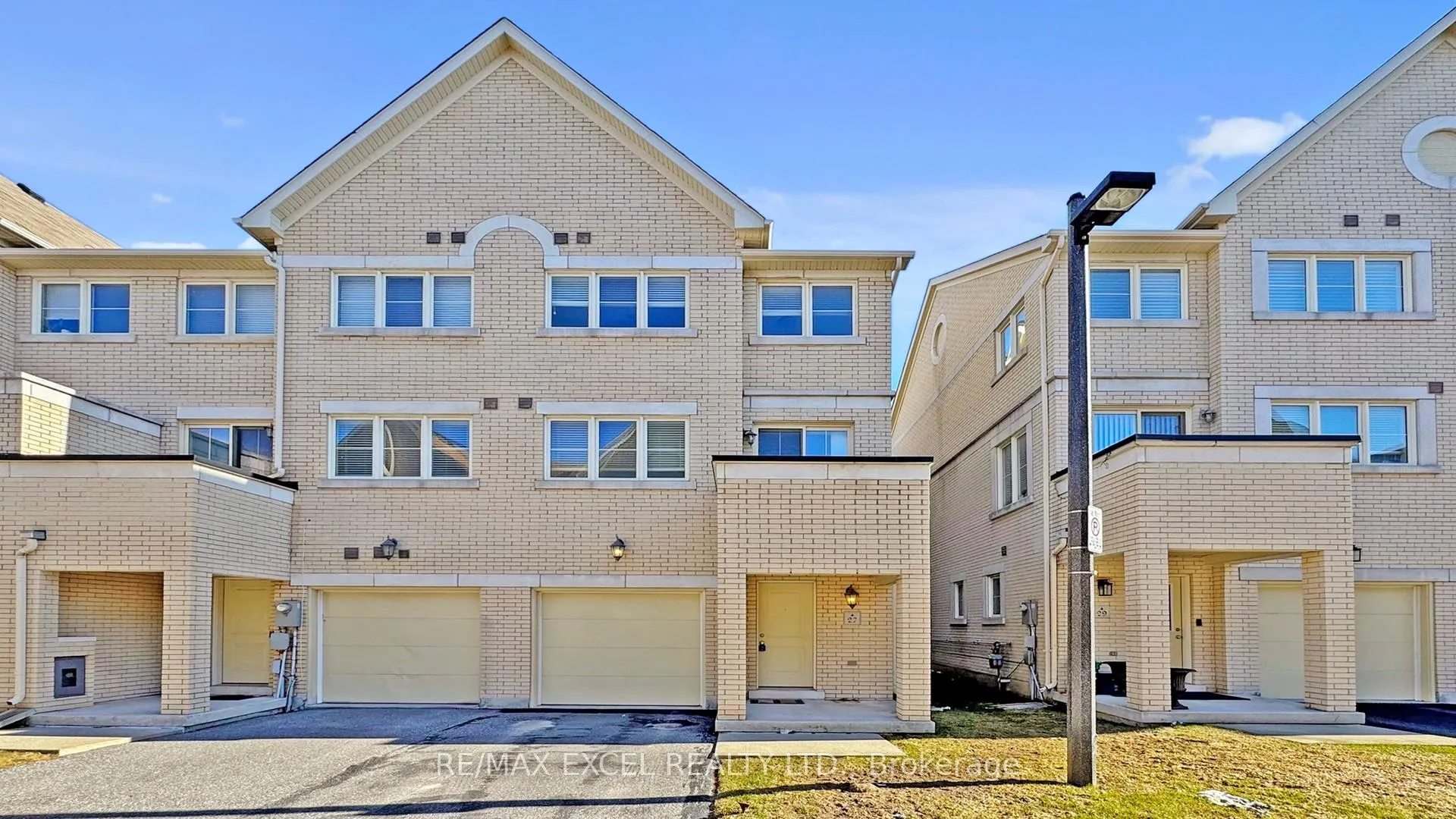 Photo 49 of 27 Maytime Way, Markham, Cathedraltown — HOMEH