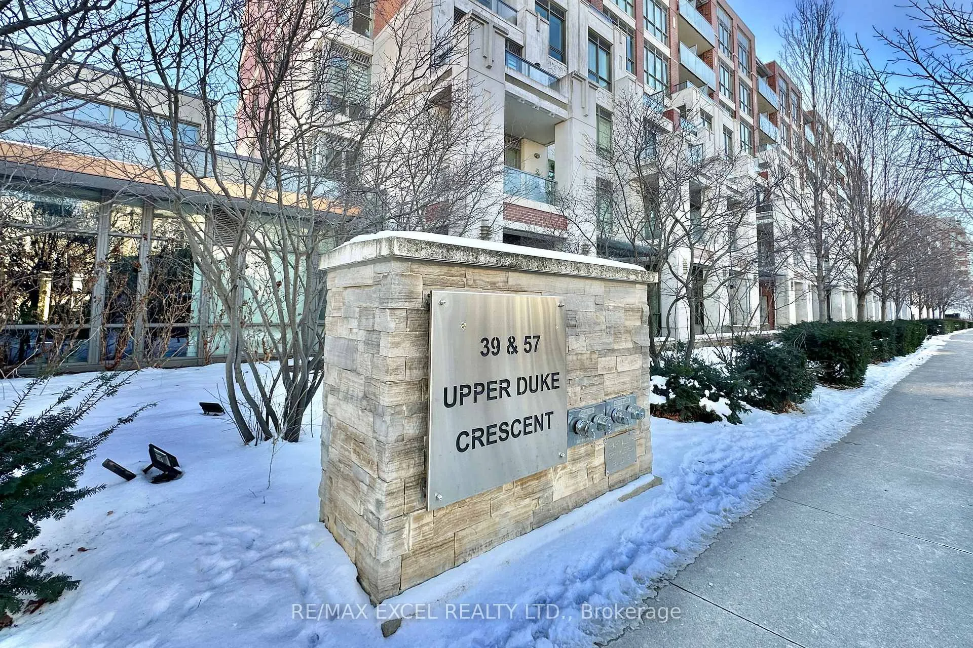 Photo 1 of Unit 316, 57 Upper Duke Crescent, Markham, Unionville — HOMEH