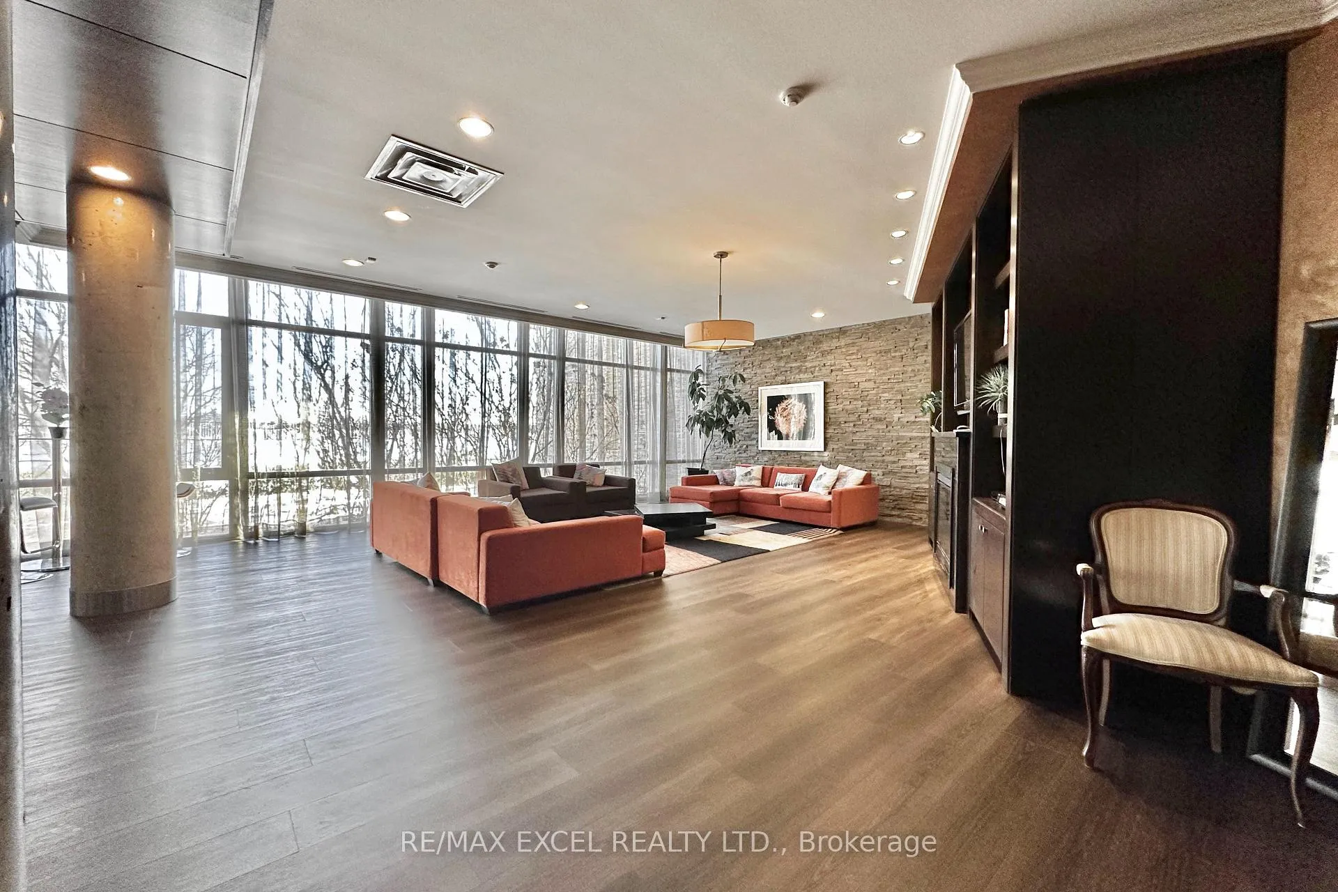 Photo 22 of Unit 316, 57 Upper Duke Crescent, Markham, Unionville — HOMEH
