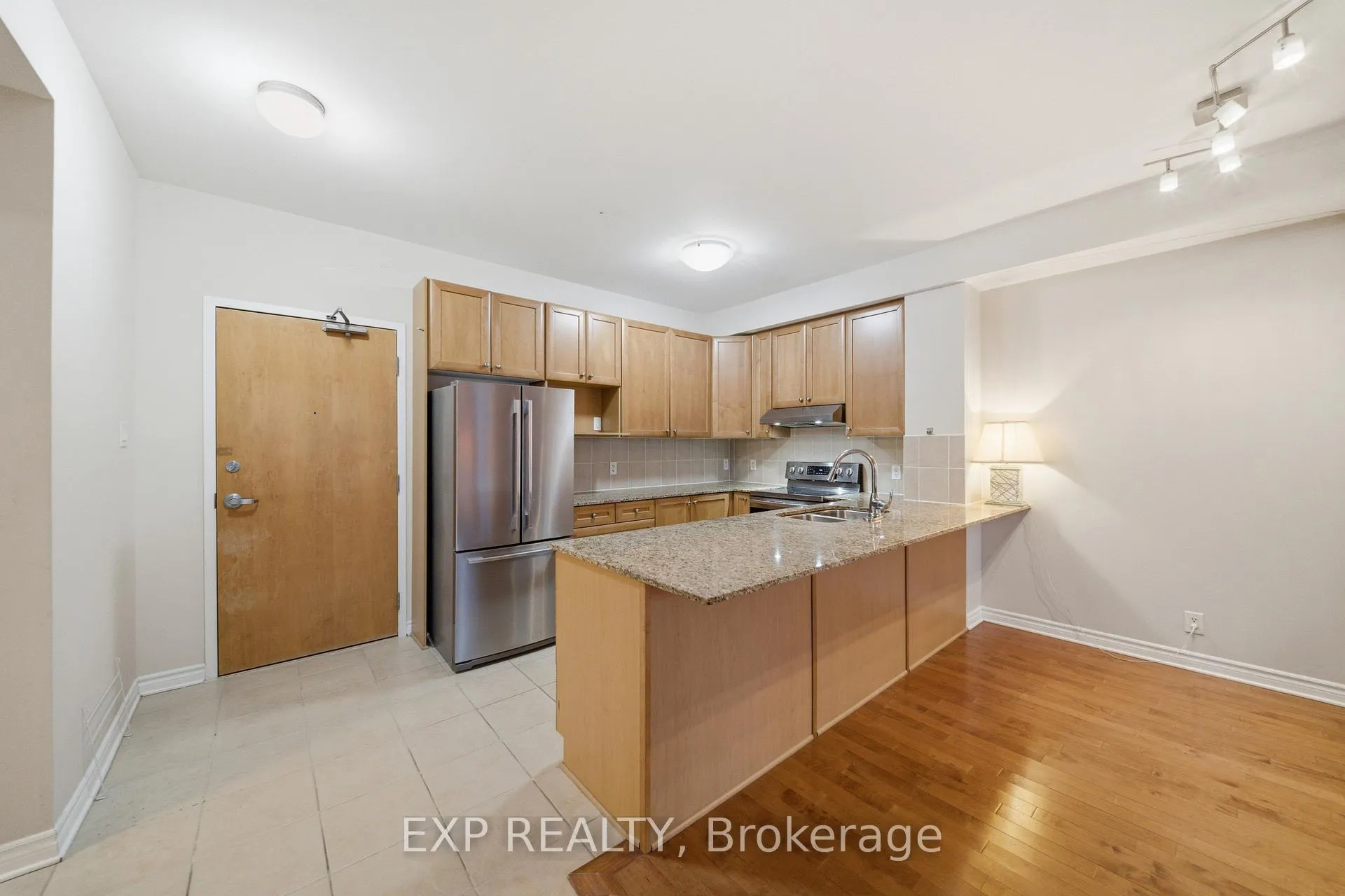 Photo 5 of Unit 218, 205 Bolton Street, Ottawa, Lower Town/Byward Market — HOMEH