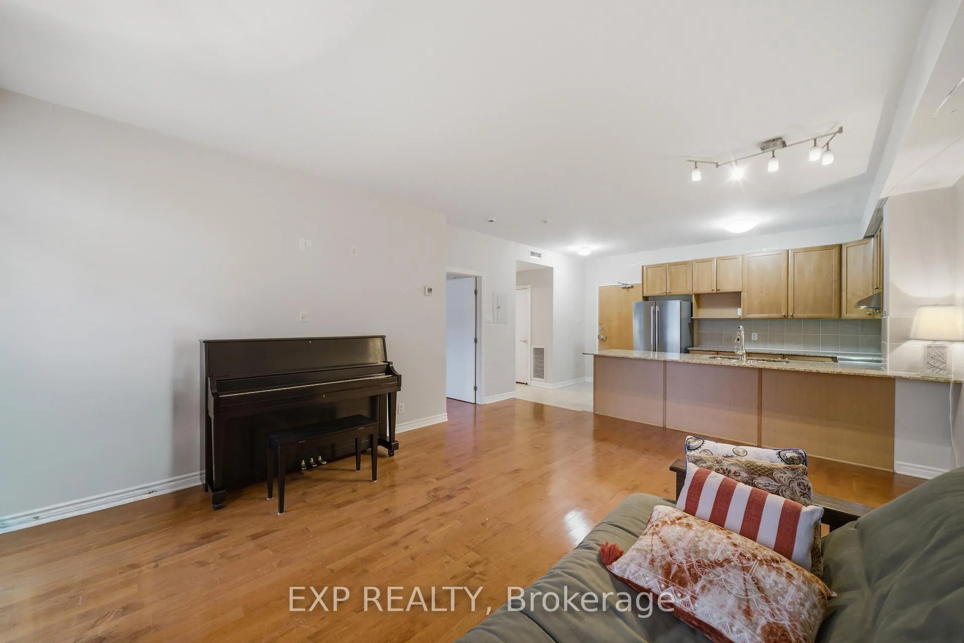 Photo 12 of Unit 218, 205 Bolton Street, Ottawa, Lower Town/Byward Market — HOMEH