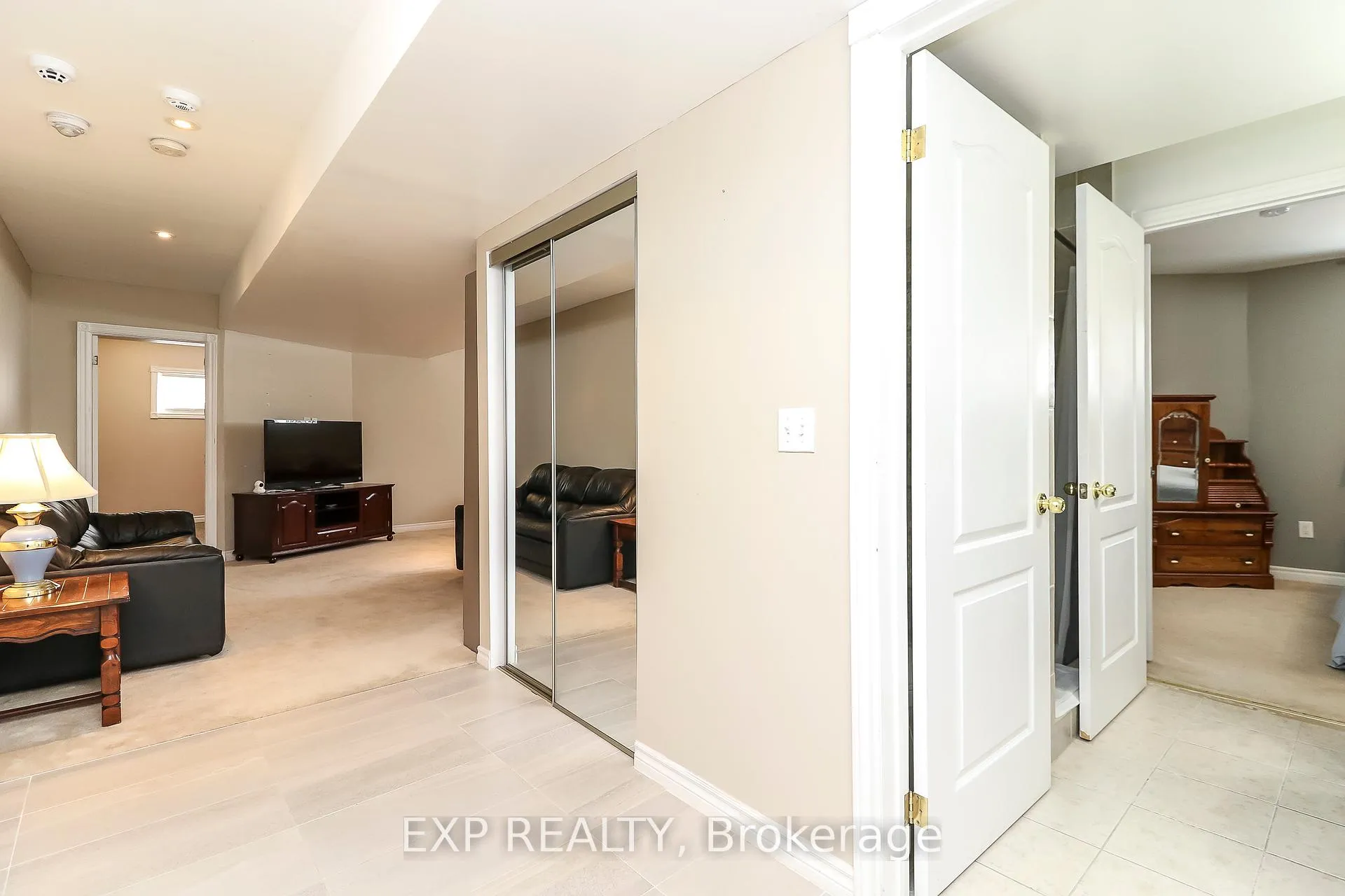 Photo 7 of 30 Cherry Sands Crescent, Wasaga Beach — HOMEH