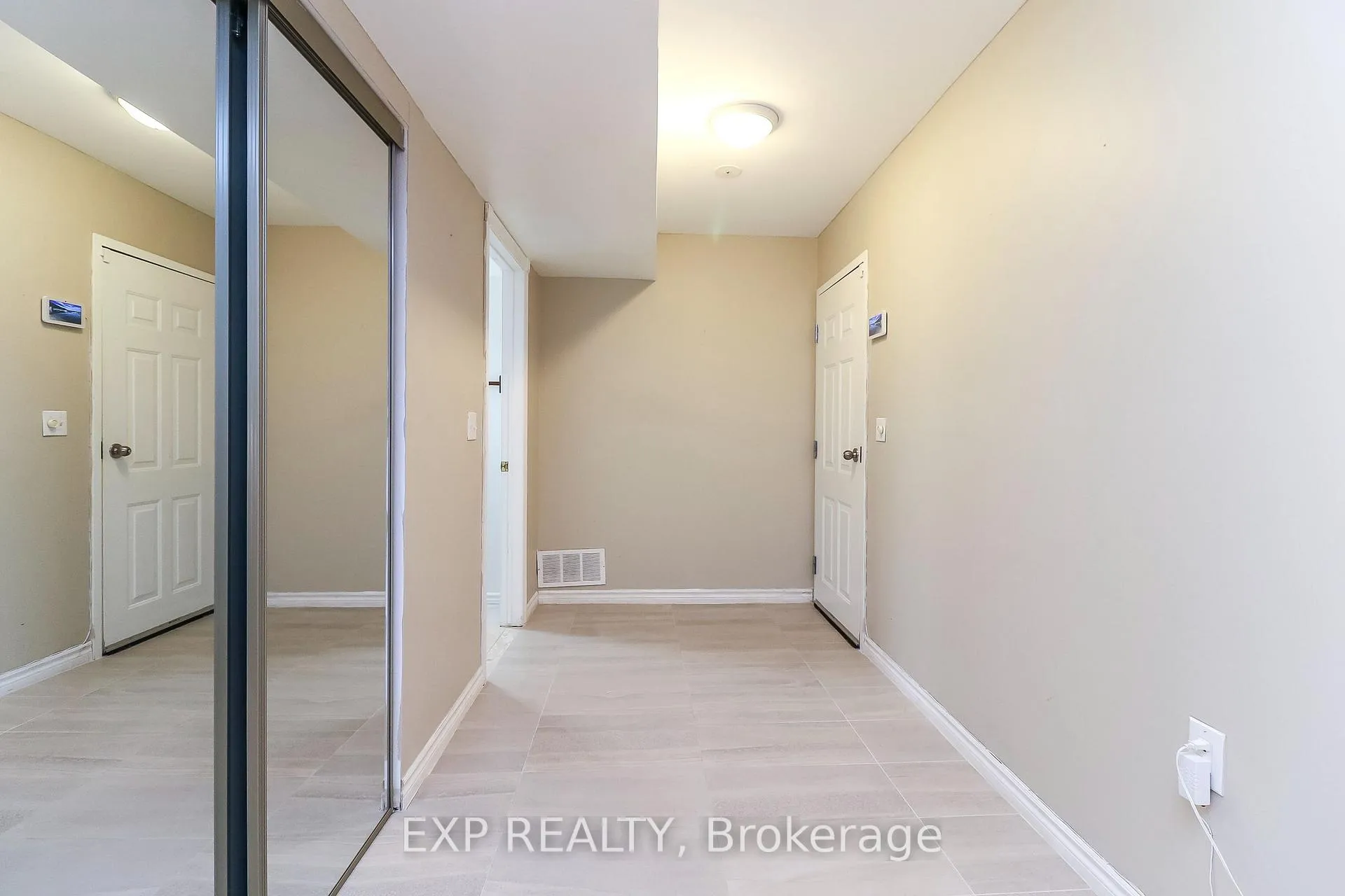 Photo 11 of 30 Cherry Sands Crescent, Wasaga Beach — HOMEH