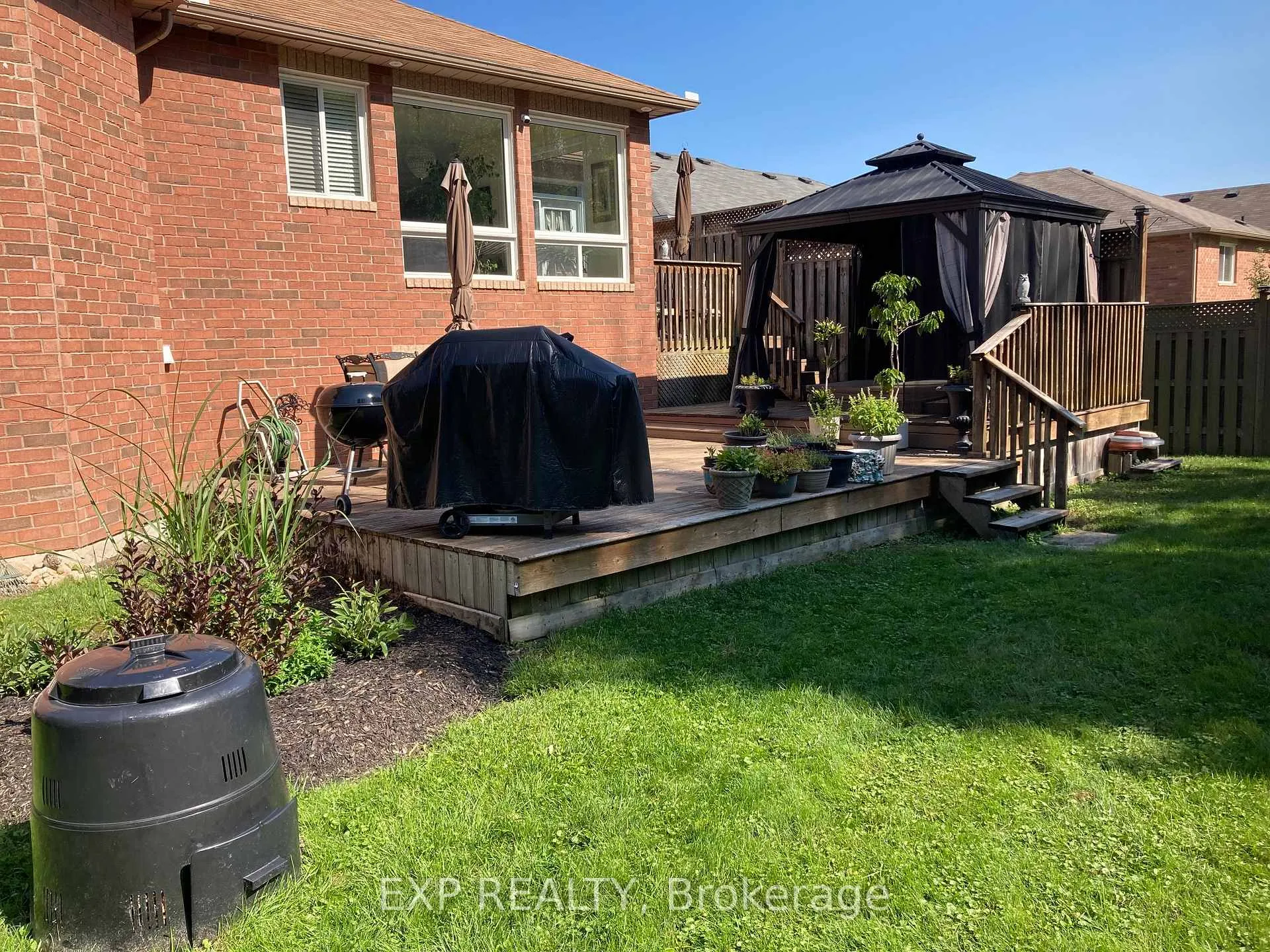 Photo 24 of 30 Cherry Sands Crescent, Wasaga Beach — HOMEH